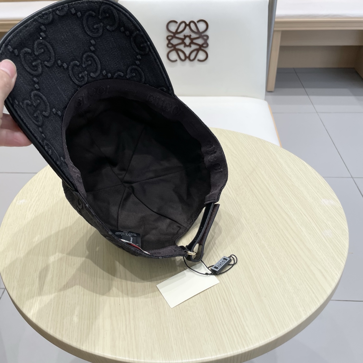 Gucci古奇新款原单棒球帽， 大双G，专柜1:1开模订制，完美对花，原版帆布面料+头层牛皮，轻盈透气！