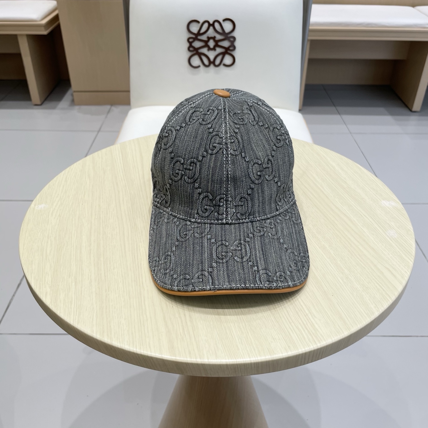 Gucci古奇新款原单棒球帽， 大双G，专柜1:1开模订制，完美对花，原版帆布面料+头层牛皮，轻盈透气！