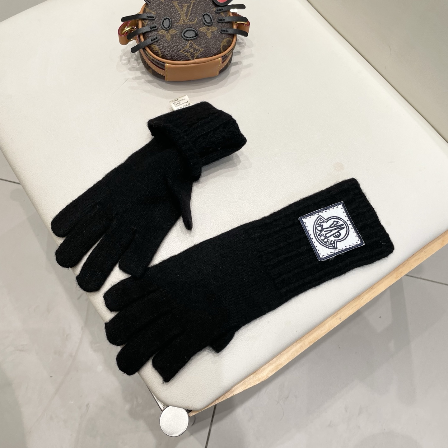 MONCLER蒙口新款针织羊毛手套直接露二指可触屏手套女方便办公写作业羊毛高品质潮