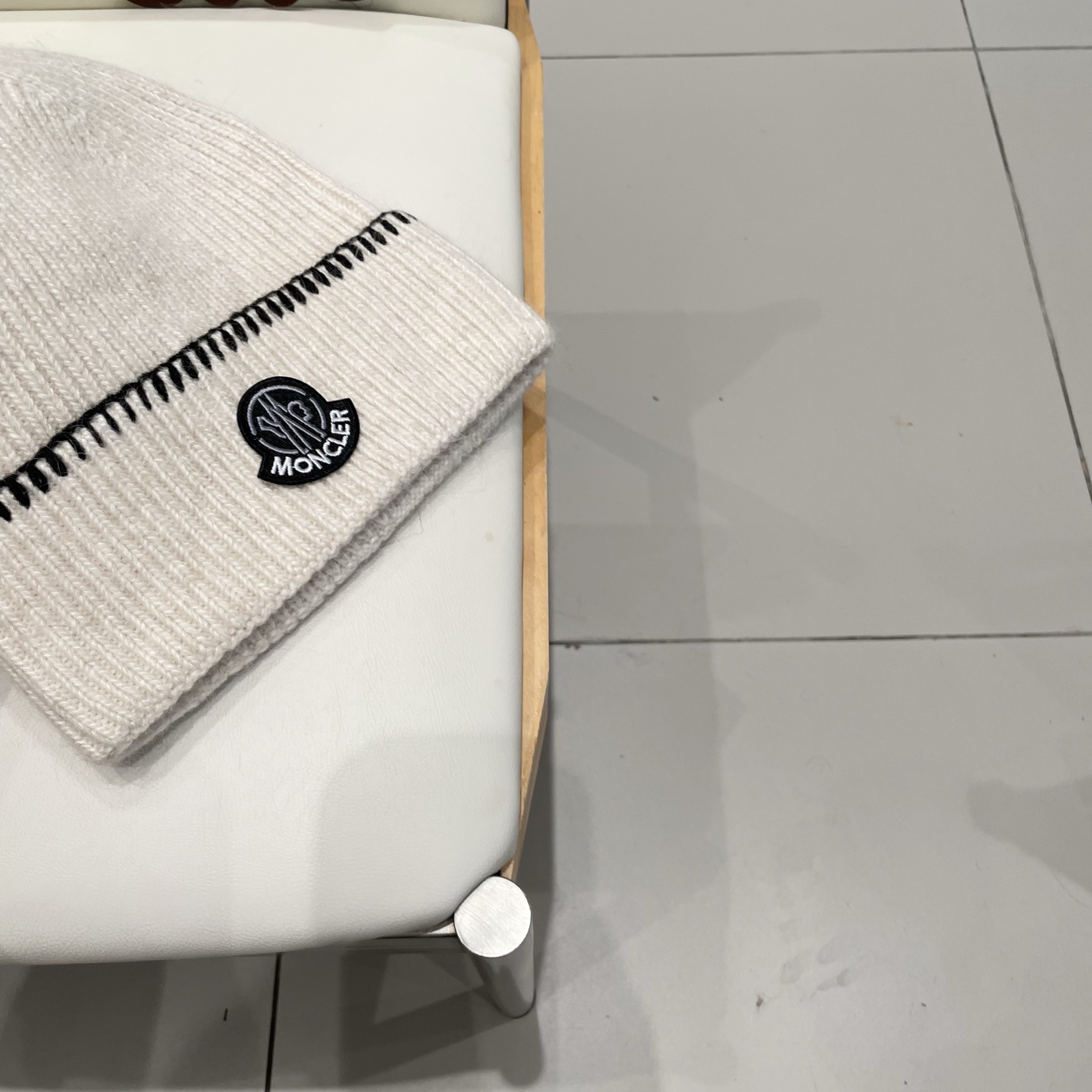 moncler毛线帽子男秋冬新款百搭保暖护耳针织帽显脸小时尚套头冷帽