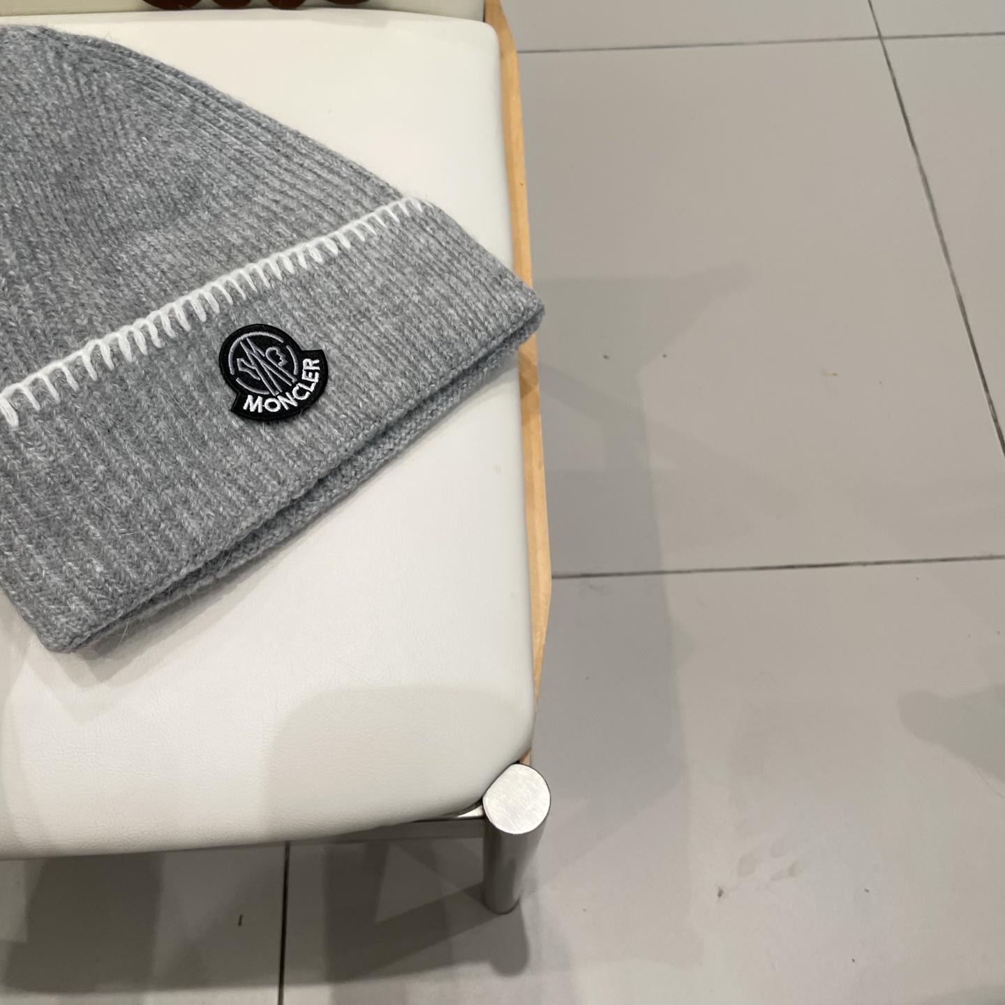 moncler毛线帽子男秋冬新款百搭保暖护耳针织帽显脸小时尚套头冷帽