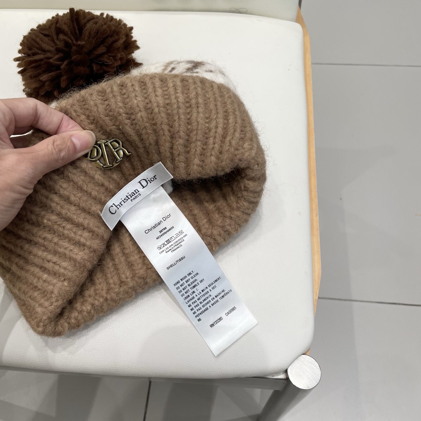 迪奥Dior费尔岛风提花毛球毛线帽子女秋冬保暖加厚针织双层包头帽百搭出游