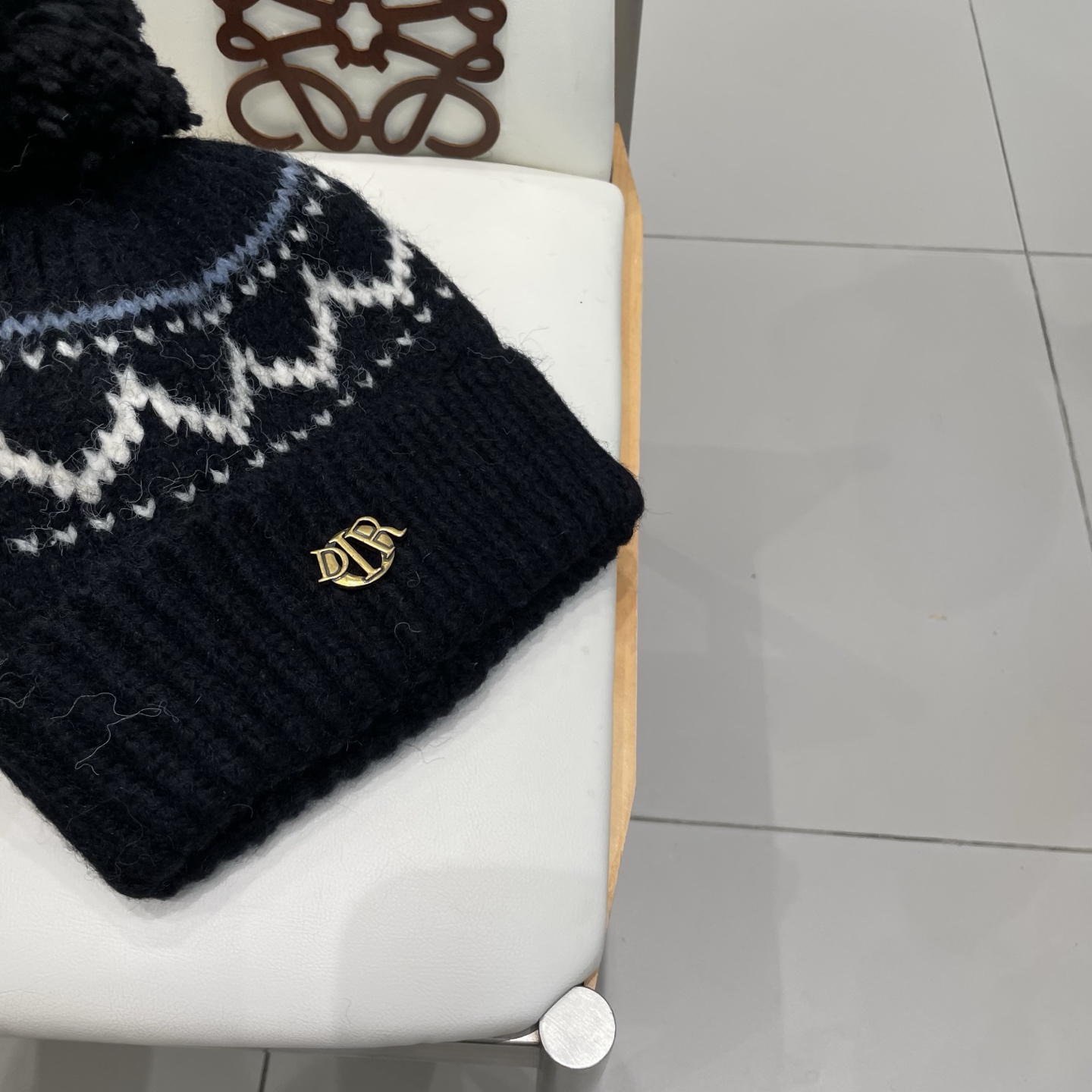 迪奥Dior费尔岛风提花毛球毛线帽子女秋冬保暖加厚针织双层包头帽百搭出游