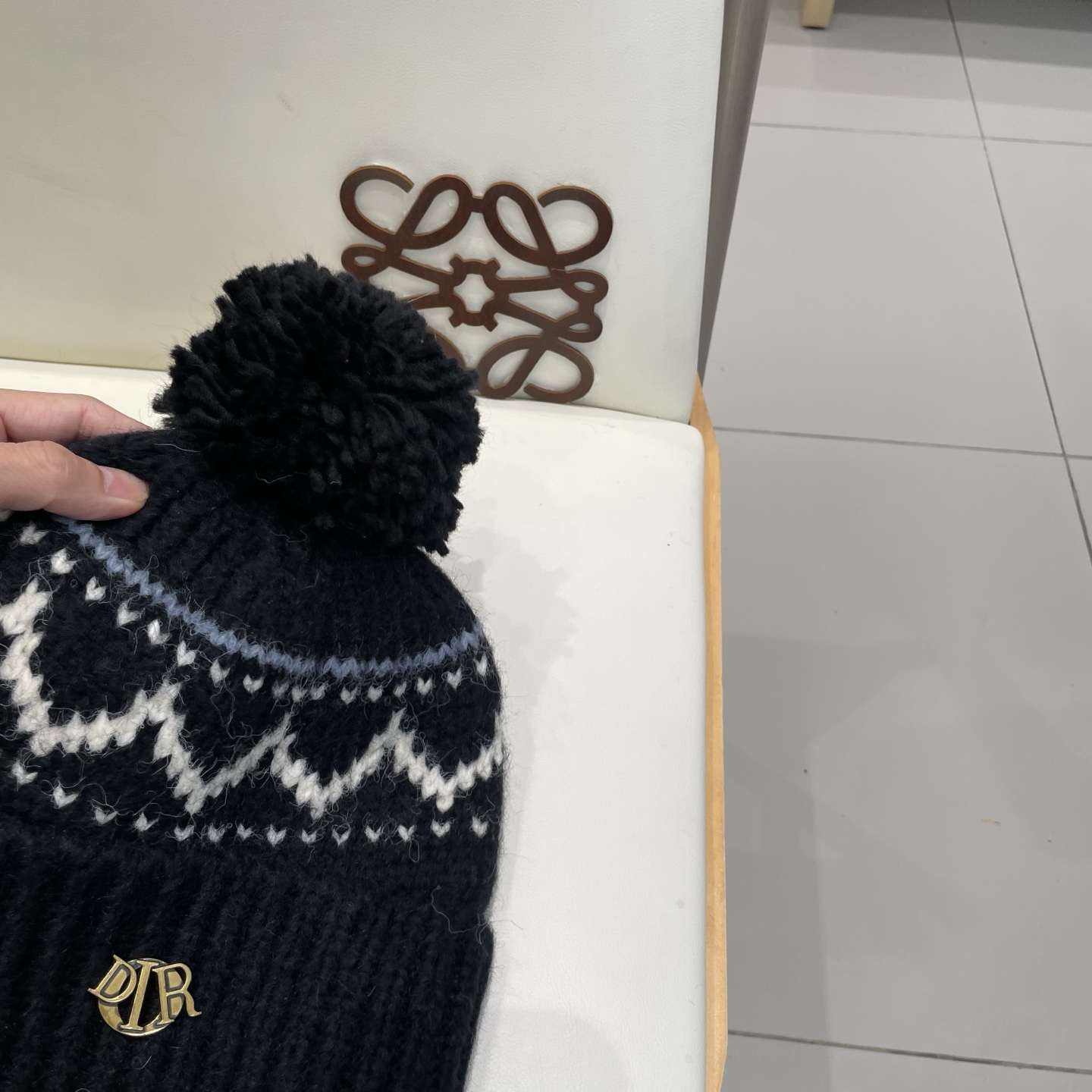 迪奥Dior费尔岛风提花毛球毛线帽子女秋冬保暖加厚针织双层包头帽百搭出游