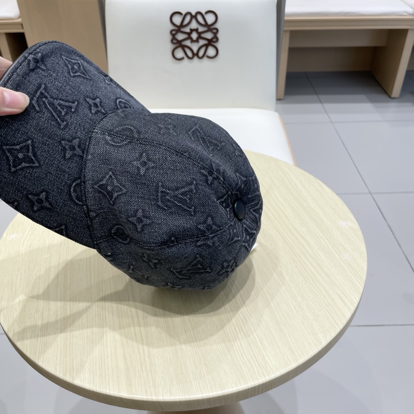 LV(路易威登)新款原单棒球帽，大logo提花，1:1开模订制，原版牛仔布料，做工细致完美，质量超赞，基