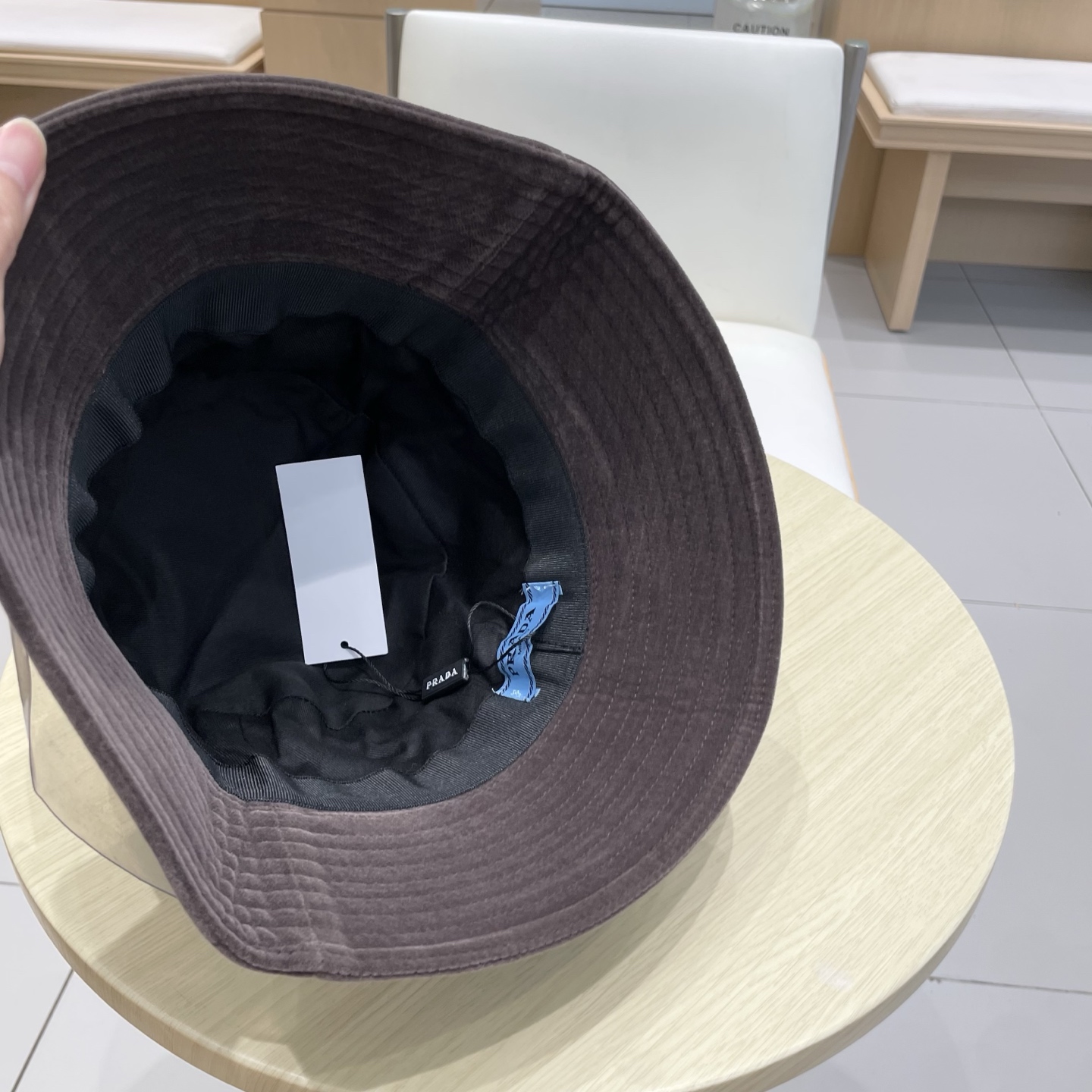 普拉达新款兔毛渔夫帽，头围57cm