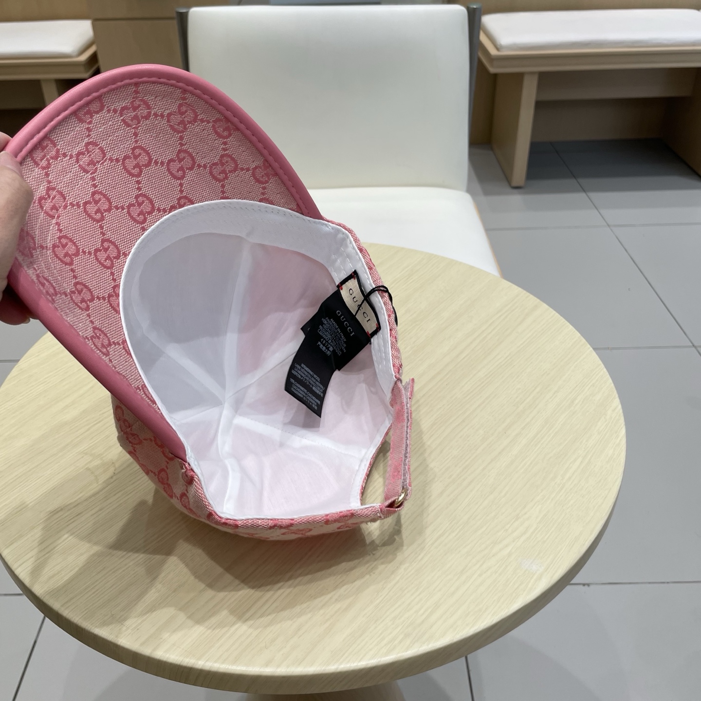 👒古奇GUCCI 👒专柜新款棒球帽，简单大方 男女通用遮阳帽