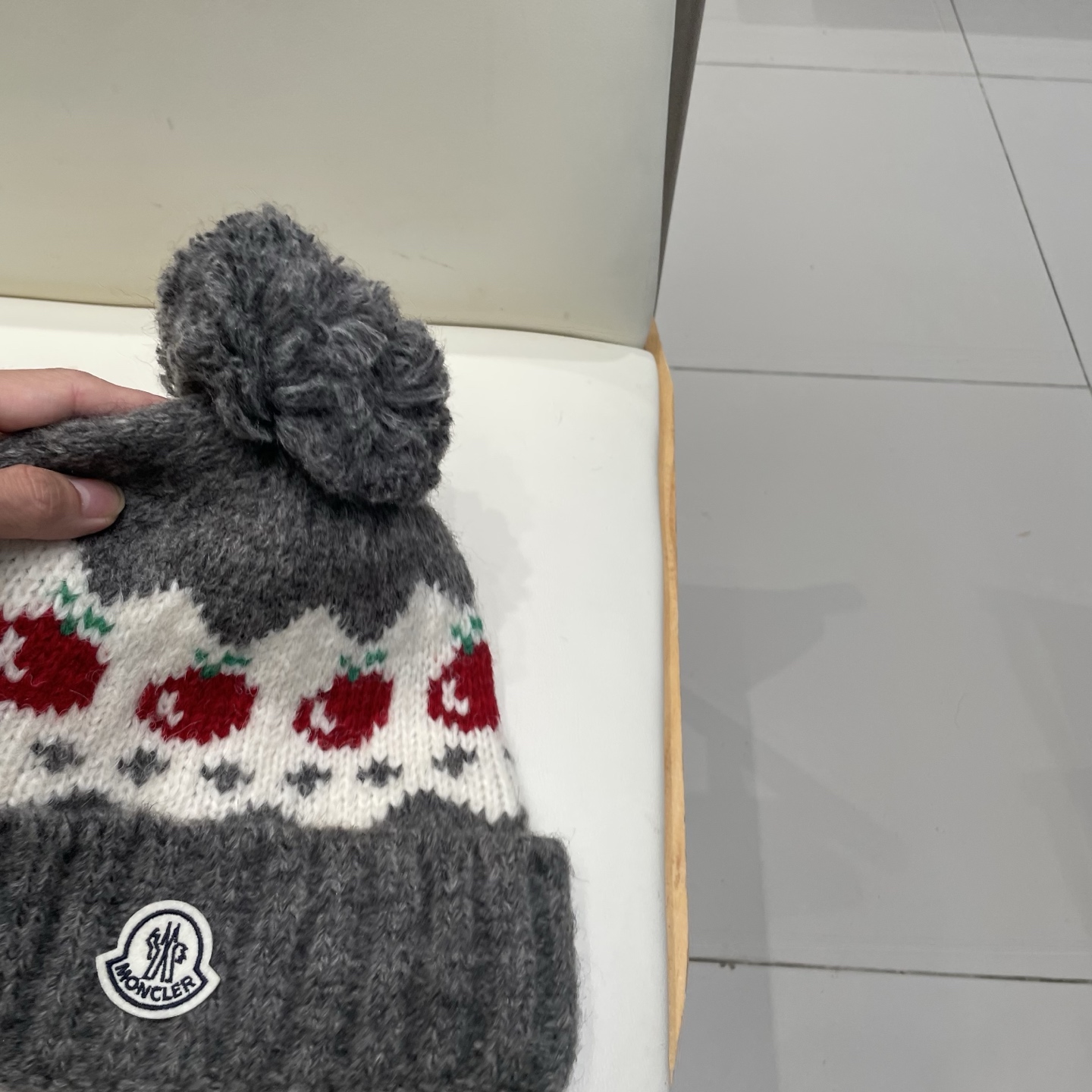 蒙口MONCLER针织毛线帽