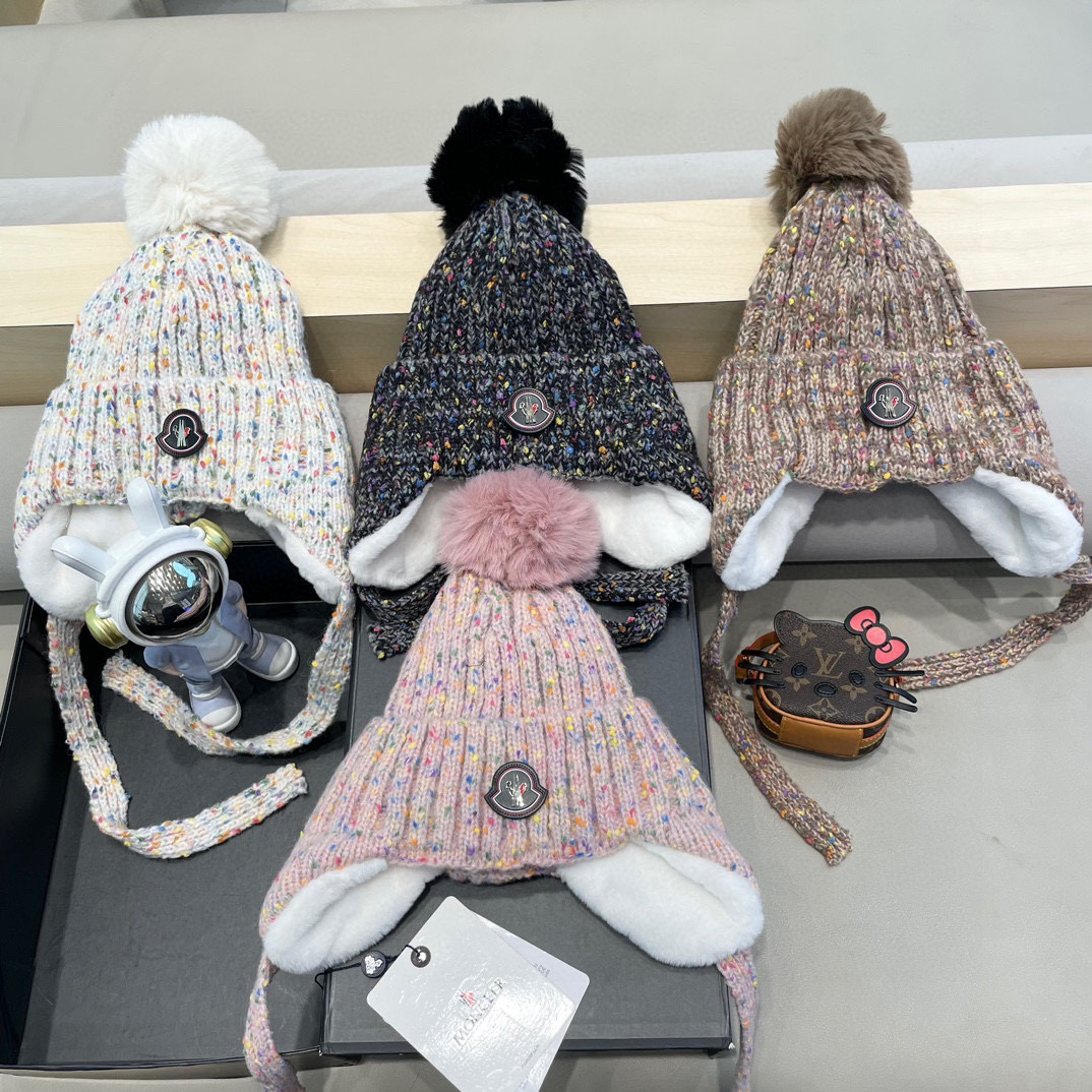 moncler2026新款帽子女保暖加绒时尚防风护耳毛绒帽子户外加厚雪地毛球帽