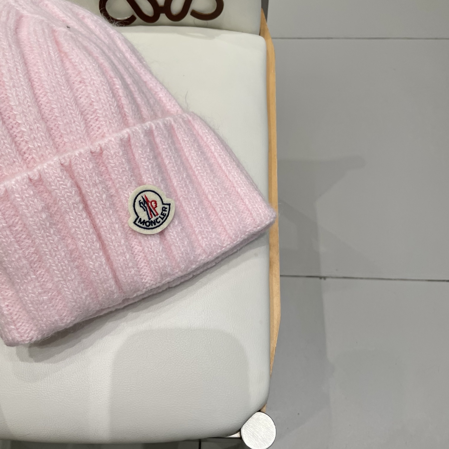 蒙口Moncler盟可睐💥兔毛官网经典针织帽，原单复刻.非常柔软亲肤，弹性很好💓有质感又非常百搭的款式~保暖的  羊绒毛