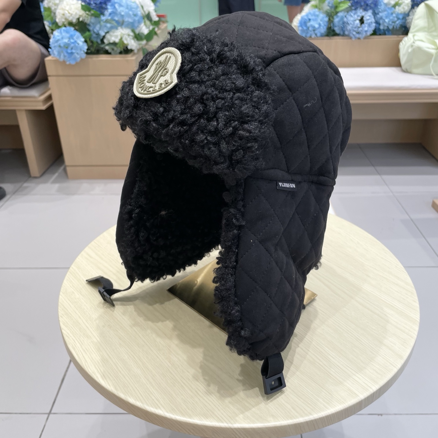 蒙口Moncler盟可莱蒙口羊羔毛护耳帽子可爱雷锋帽保暖飞行帽秋冬季女韩系ins新款厚