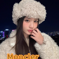 蒙口Moncler盟可莱蒙口羊羔毛护耳帽子可爱雷锋帽保暖飞行帽秋冬季女韩系ins新款厚 蒙口Moncler盟可莱蒙口羊羔毛护耳帽子可爱雷锋帽保暖飞行帽秋冬季女韩系ins新款厚