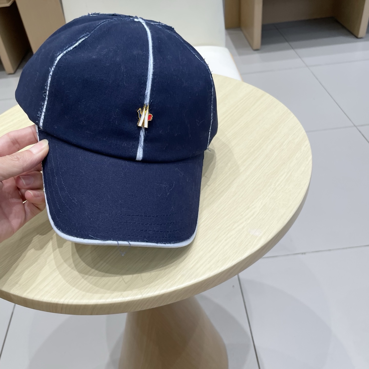 蒙口MONCLER新款棒球帽，时尚炸街单品，风格很OK，网红.时尚博主的最爱！高品质舒适透气，凹造型很好