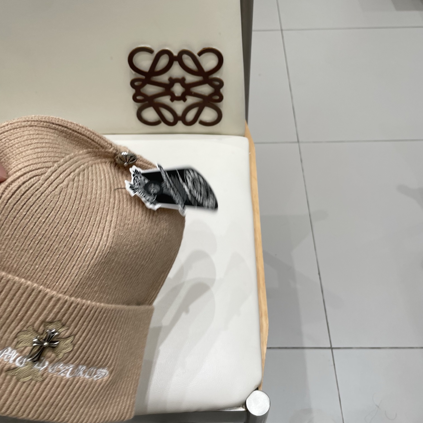 克罗心 秋冬款羊毛针织毛线帽这款必定是极简主义的最爱干净，利索，时尚百搭，绝对不挑脸型！属于时尚经典的万