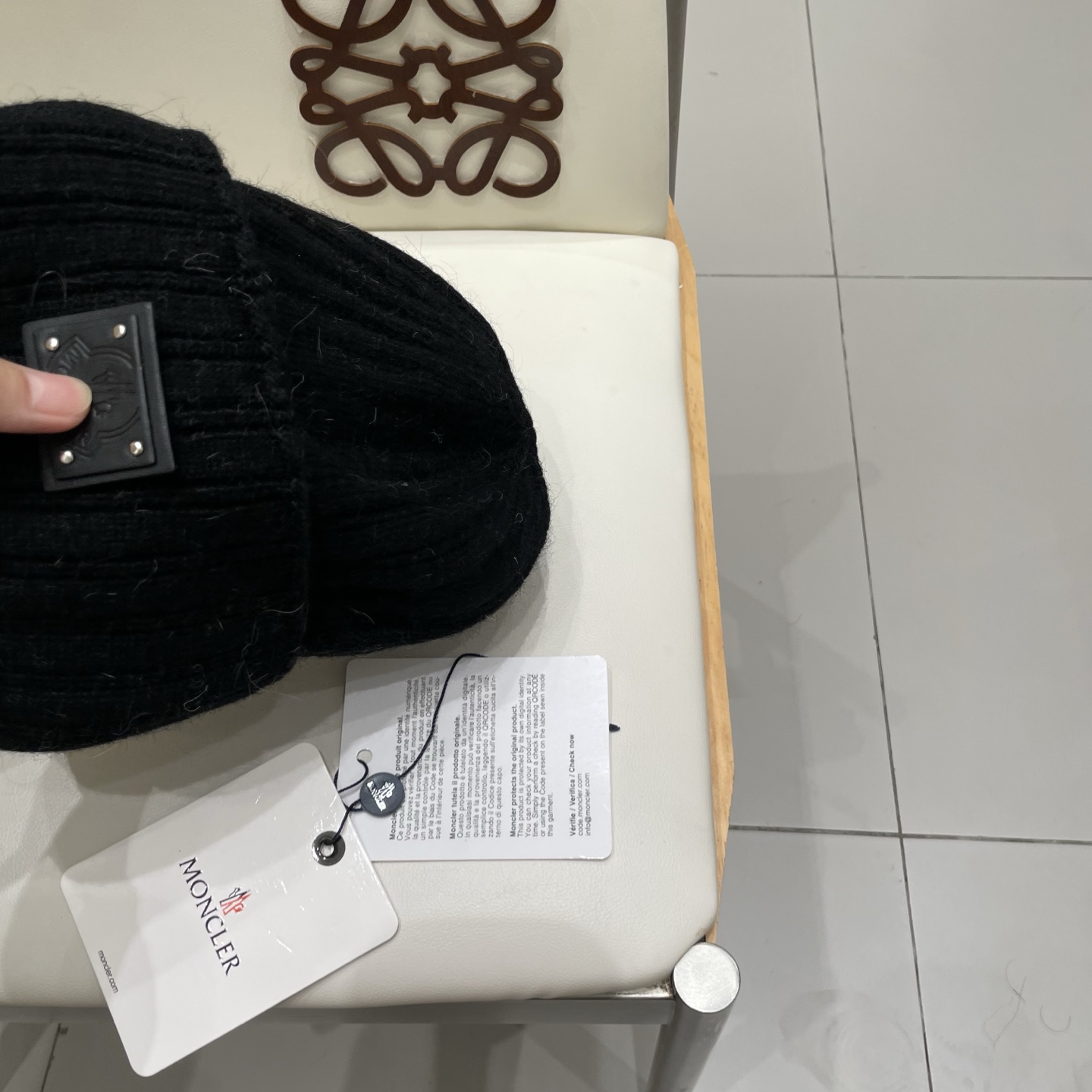 moncler冬季加厚兔毛针织帽女毛绒不扎人粉色显白月子针织帽 httP://
