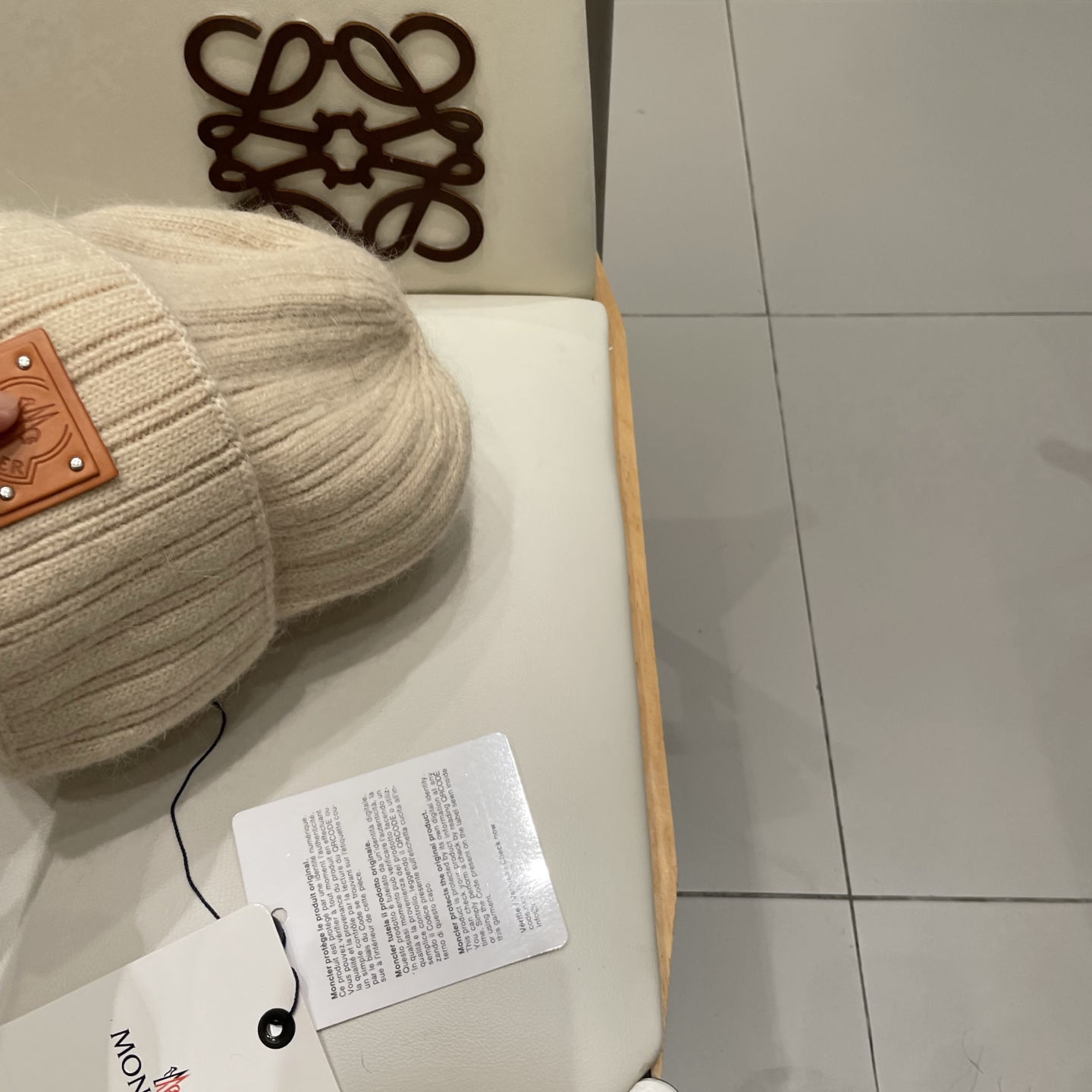 moncler冬季加厚兔毛针织帽女毛绒不扎人粉色显白月子针织帽 httP://