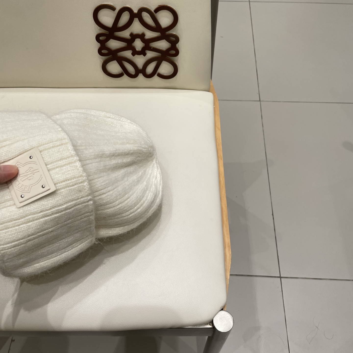 moncler冬季加厚兔毛针织帽女毛绒不扎人粉色显白月子针织帽 httP://