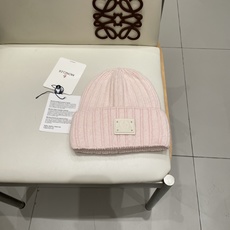 moncler冬季加厚兔毛针织帽女毛绒不扎人粉色显白月子针织帽 httP:// moncler冬季加厚兔毛针织帽女毛绒不扎人粉色显白月子针织帽 httP://