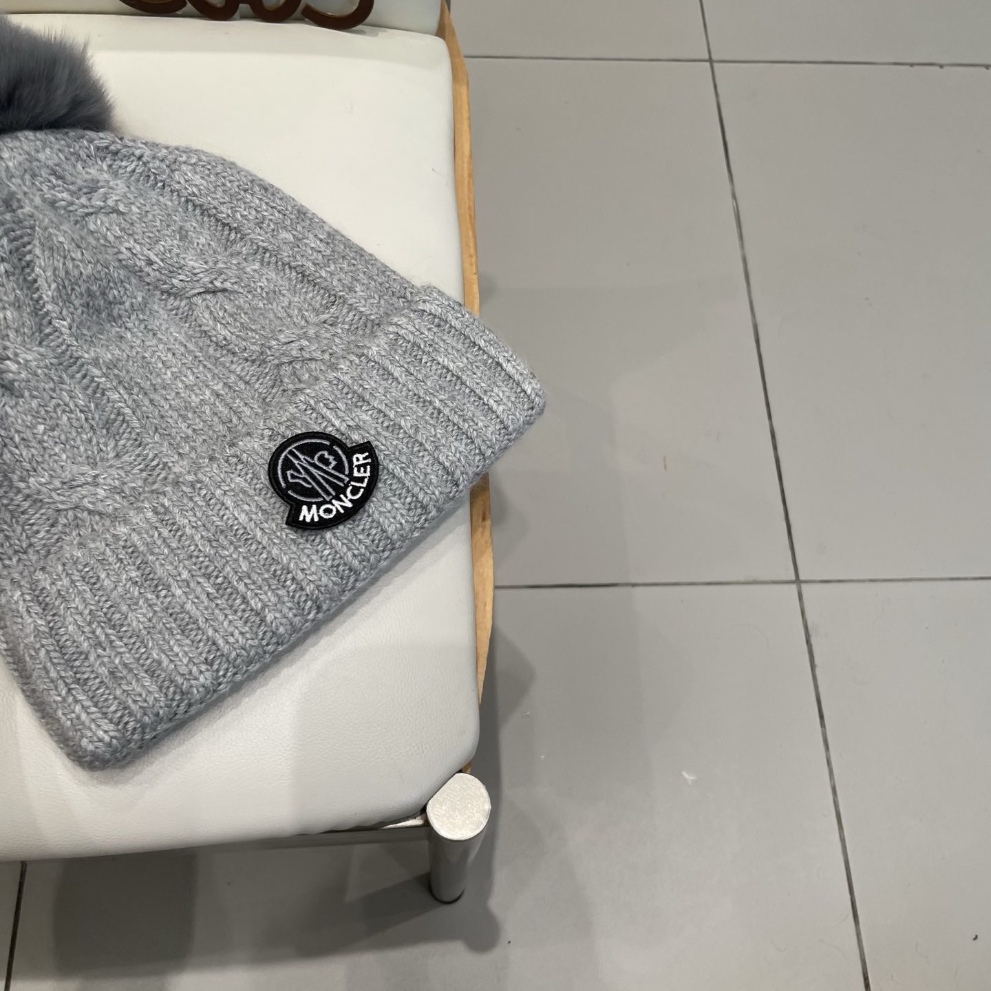 蒙口MONCLER🎩官方热卖爆款，羊毛针织毛线帽，百分之70羊毛，30兔毛，时尚好品质高端大气，超柔软！超火爆💖质感很赞