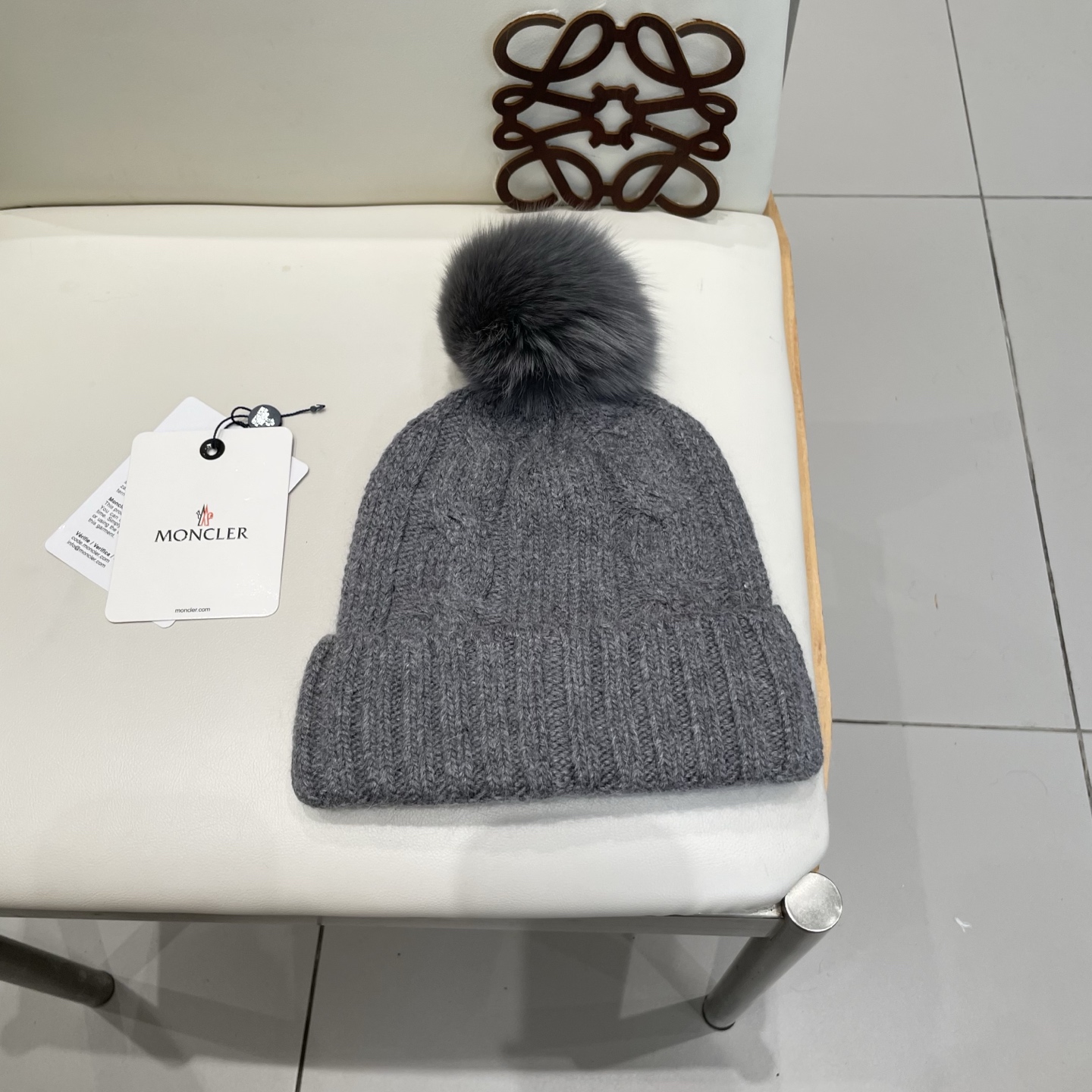 蒙口MONCLER🎩官方热卖爆款，羊毛针织毛线帽，百分之70羊毛，30兔毛，时尚好品质高端大气，超柔软！超火爆💖质感很赞