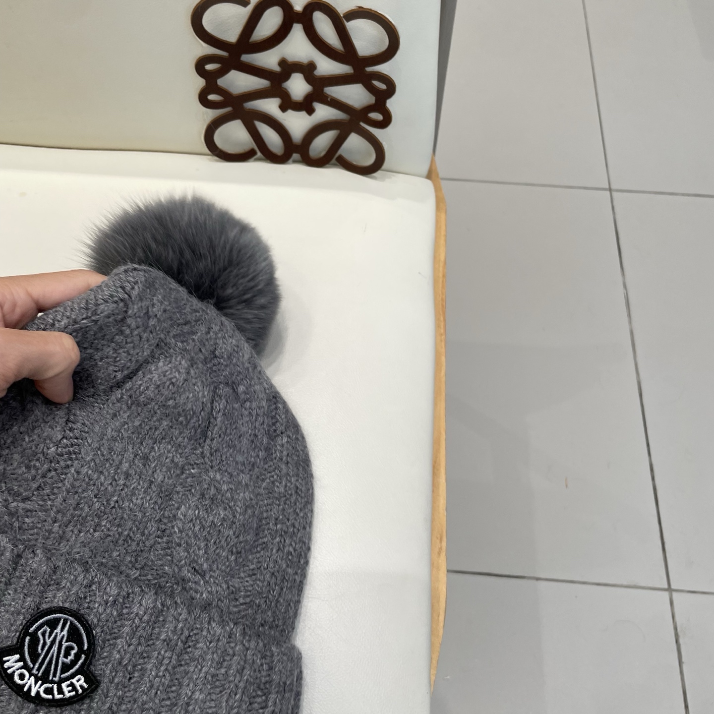 蒙口MONCLER🎩官方热卖爆款，羊毛针织毛线帽，百分之70羊毛，30兔毛，时尚好品质高端大气，超柔软！超火爆💖质感很赞