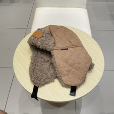 Gucci古奇秋冬新款护耳帽,➕毛内里,雷锋帽 Gucci古奇秋冬新款护耳帽,➕毛内里,雷锋帽