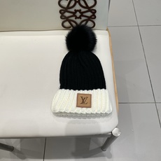lv路易威登针织帽子女秋冬季真狐狸毛球毛线帽防寒冬天加厚保暖护耳韩版百搭 lv路易威登针织帽子女秋冬季真狐狸毛球毛线帽防寒冬天加厚保暖护耳韩版百搭