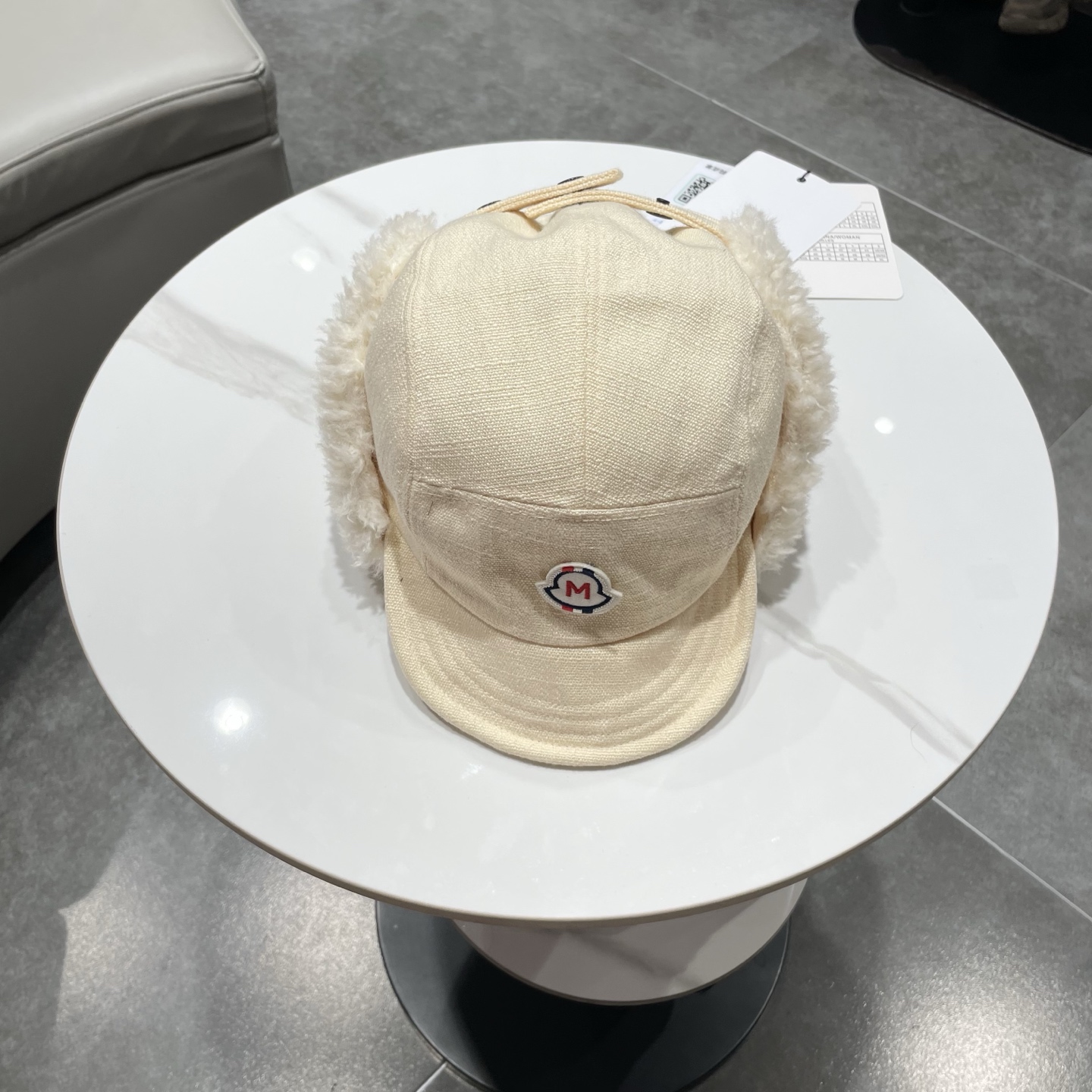 NO:553124,Moncler Moncler Northeast Ski Lei Feng Hat Women's Autumn and Winter New Plush Warm Hat Ear Protection Cold Cycling Baotou Hat Fisherman Hat Baseball Cap Knitted Hat, Hat, Moncler, Moncler, espadrilles, hats19860909蒙口Moncler盟可睐东北滑雪雷锋帽子女秋冬新款加绒保暖帽护耳防寒骑车包头帽帽子渔夫帽棒球帽针织帽,帽子,Moncler,Moncler,espadrilles,hats,hat