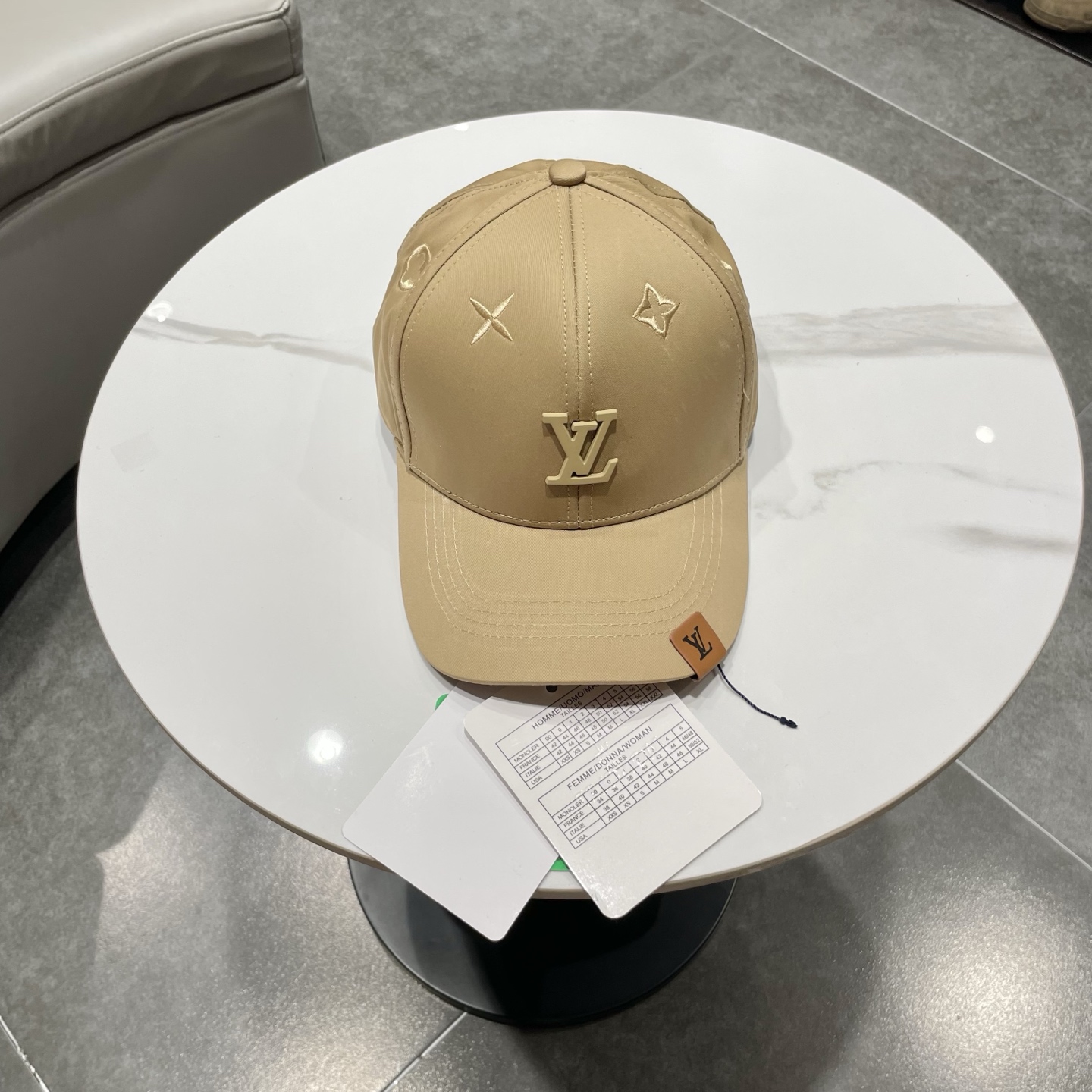 NO:553163,Louis Vuitton Baseball Cap LouisVuitton's new LV baseball cap, heavy industry to create a high-end atmosphere, versatile style for both men and women!  Running volume!  Hat bucket hat baseball cap knitted hat,hat,louis vuitton,louis vuitton,louis vuitton,espadrilles,hats19860909路易威登棒球帽 LouisVuitton新款LV棒球帽,重工打造高端大气,百搭款男女通用！跑量！帽子渔夫帽棒球帽针织帽,帽子,louis vuitton,louis vuitton,louis vuitton,espadrilles,hats,hat