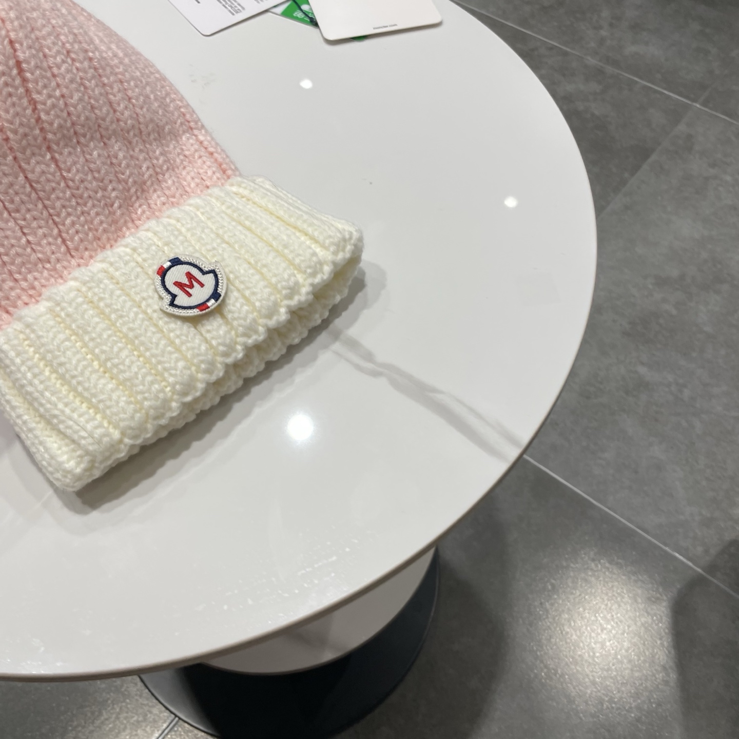 蒙口MONCLER高品质狐狸毛球针织兔羊毛毛线帽 超经典不过时的一款秋冬冷帽🥶 懂货的小姐姐必入款，帽型质量市场都有超多