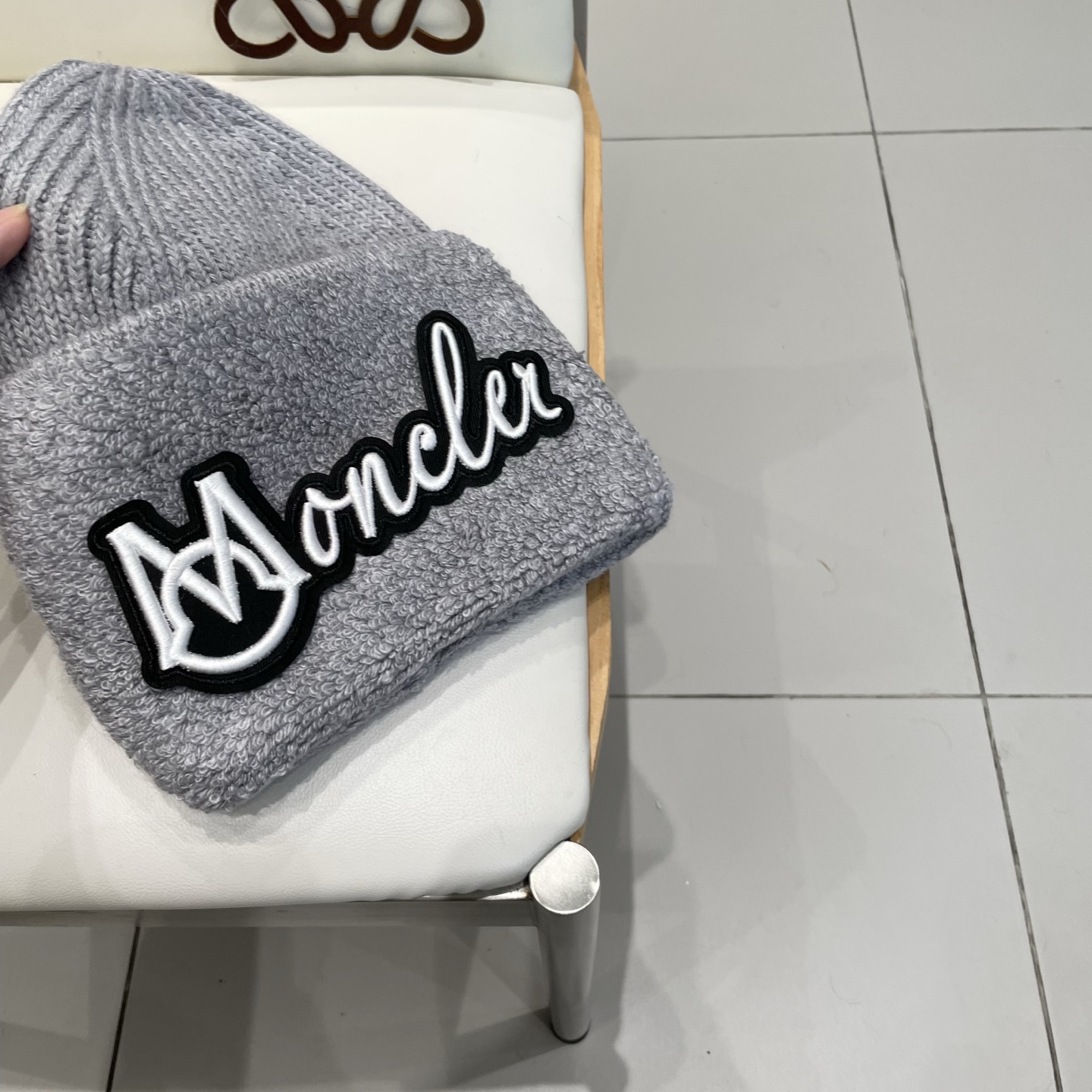 蒙口MONCLER🎩官方热卖爆款，羊毛针织毛线帽，百分之70羊毛，30兔毛，时尚好品质高端大气，超柔软！超火爆💖质感很赞