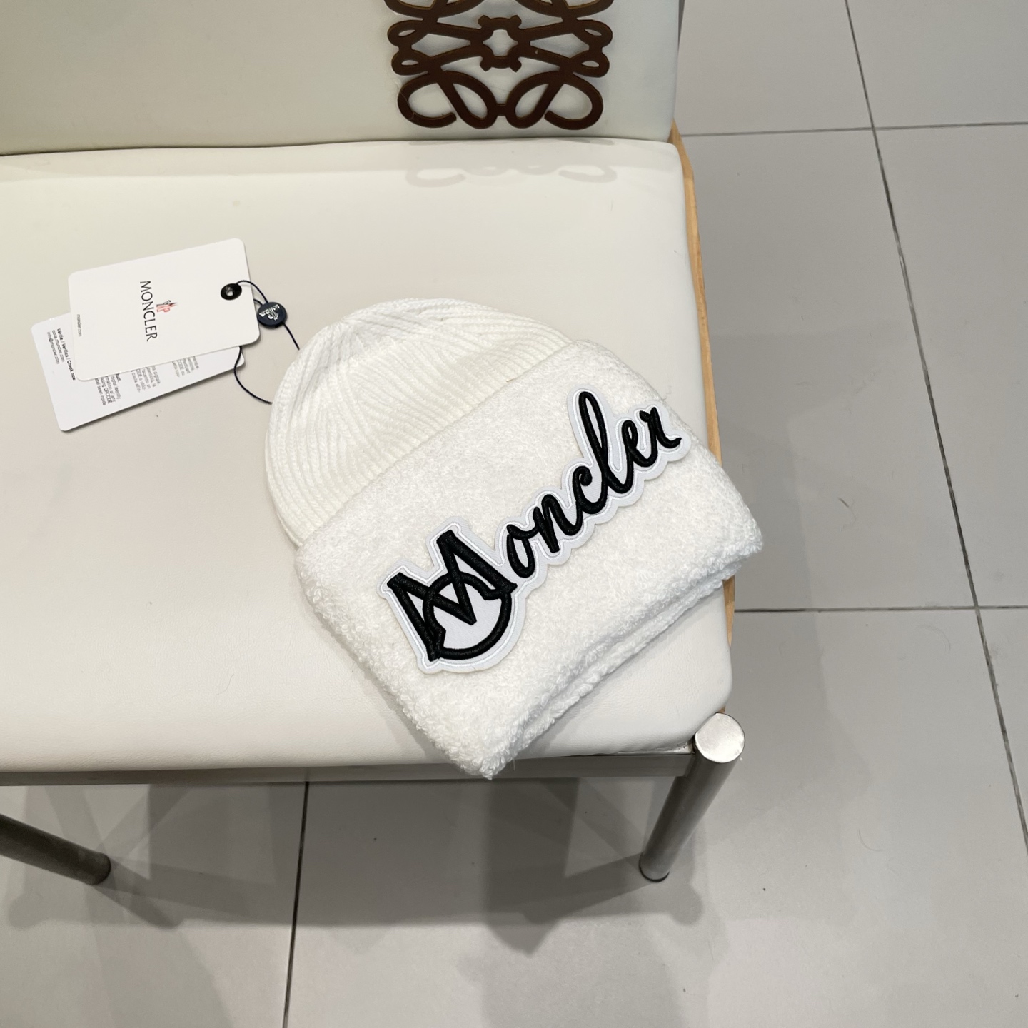 蒙口MONCLER🎩官方热卖爆款，羊毛针织毛线帽，百分之70羊毛，30兔毛，时尚好品质高端大气，超柔软！超火爆💖质感很赞