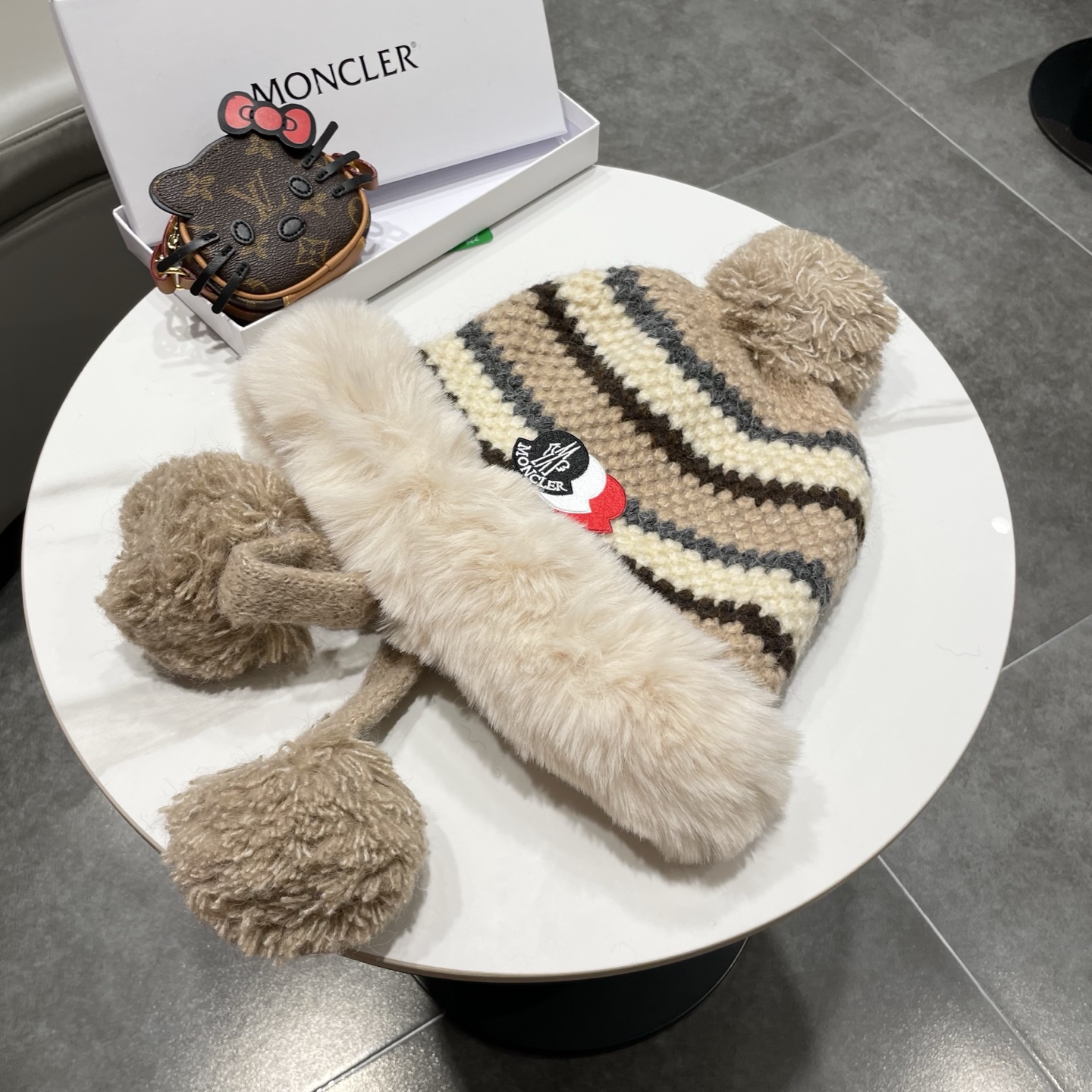 蒙口MONCLER🎩年秋冬新款费尔岛风条纹毛绒雷锋帽女加厚保暖防寒包头帽子