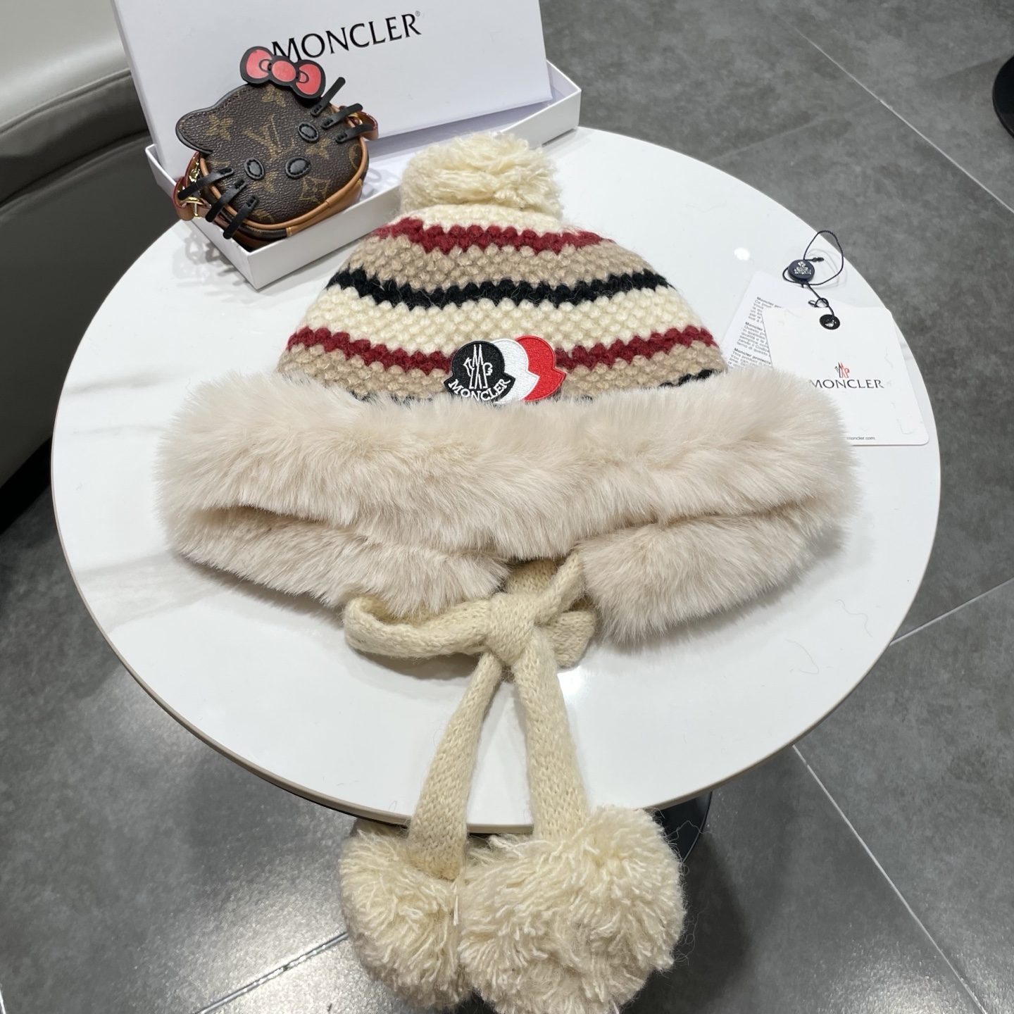 蒙口MONCLER🎩年秋冬新款费尔岛风条纹毛绒雷锋帽女加厚保暖防寒包头帽子