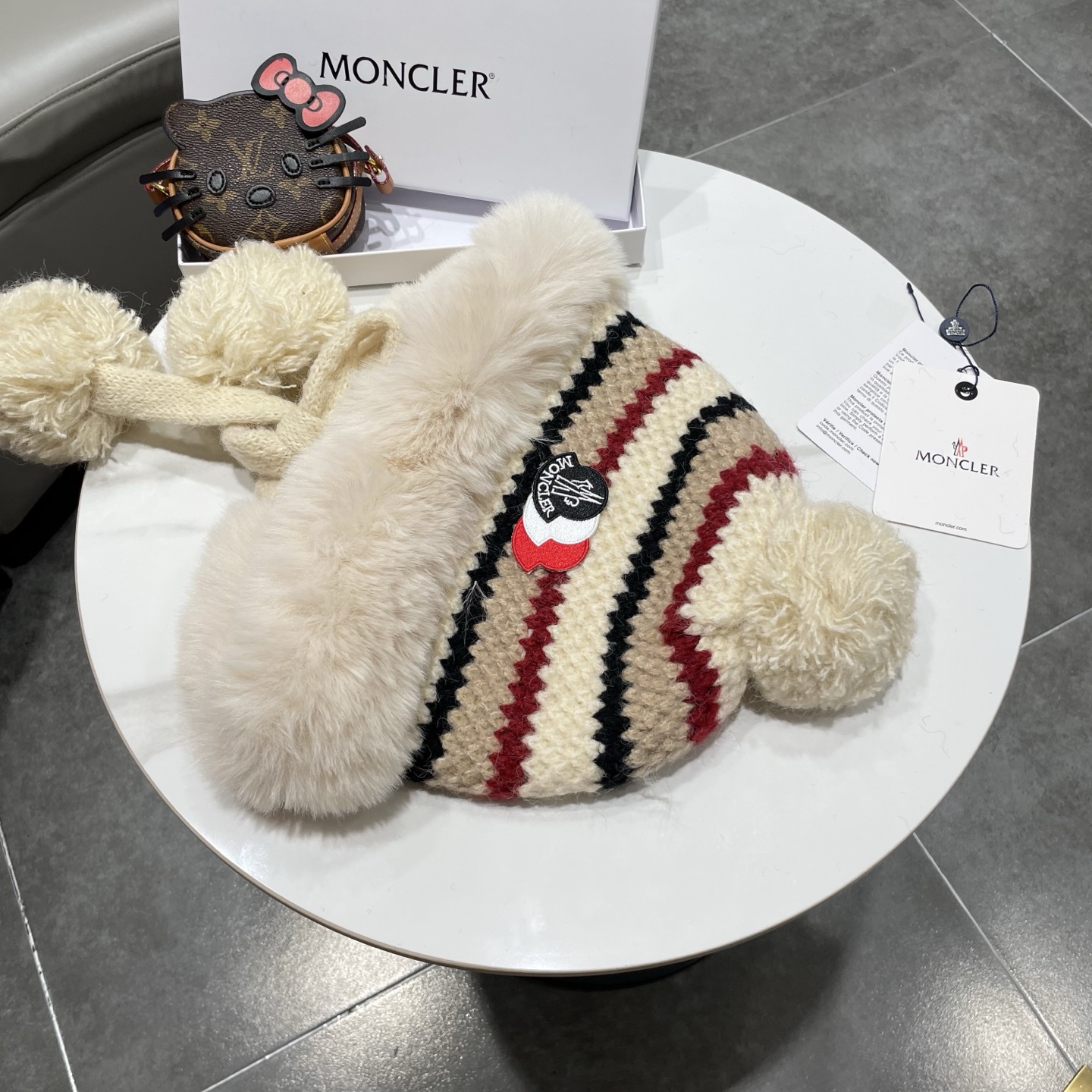 蒙口MONCLER🎩年秋冬新款费尔岛风条纹毛绒雷锋帽女加厚保暖防寒包头帽子