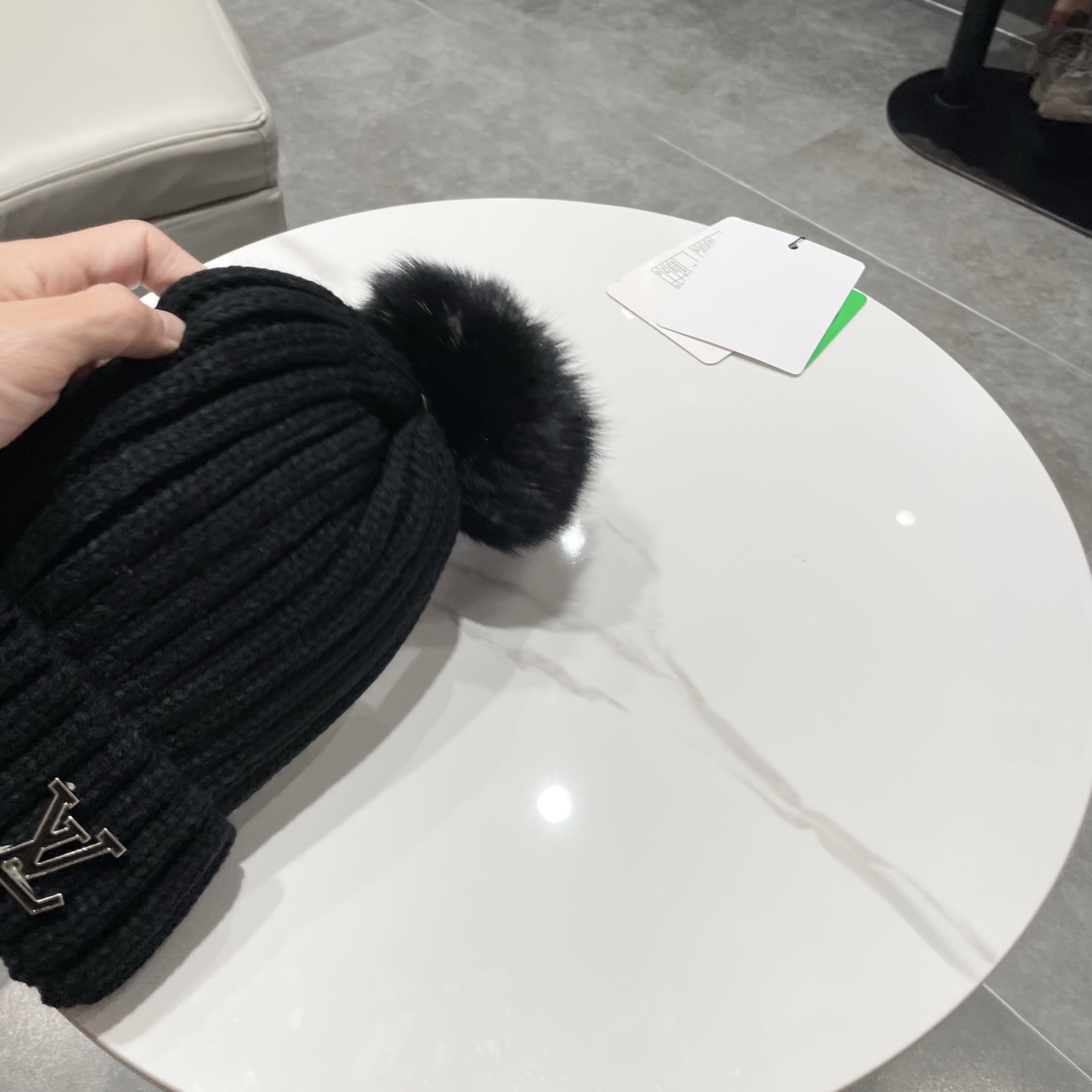 lv路易威登韩版ins秋冬季真狐狸毛球毛线帽子女百搭时尚亲子针织帽潮