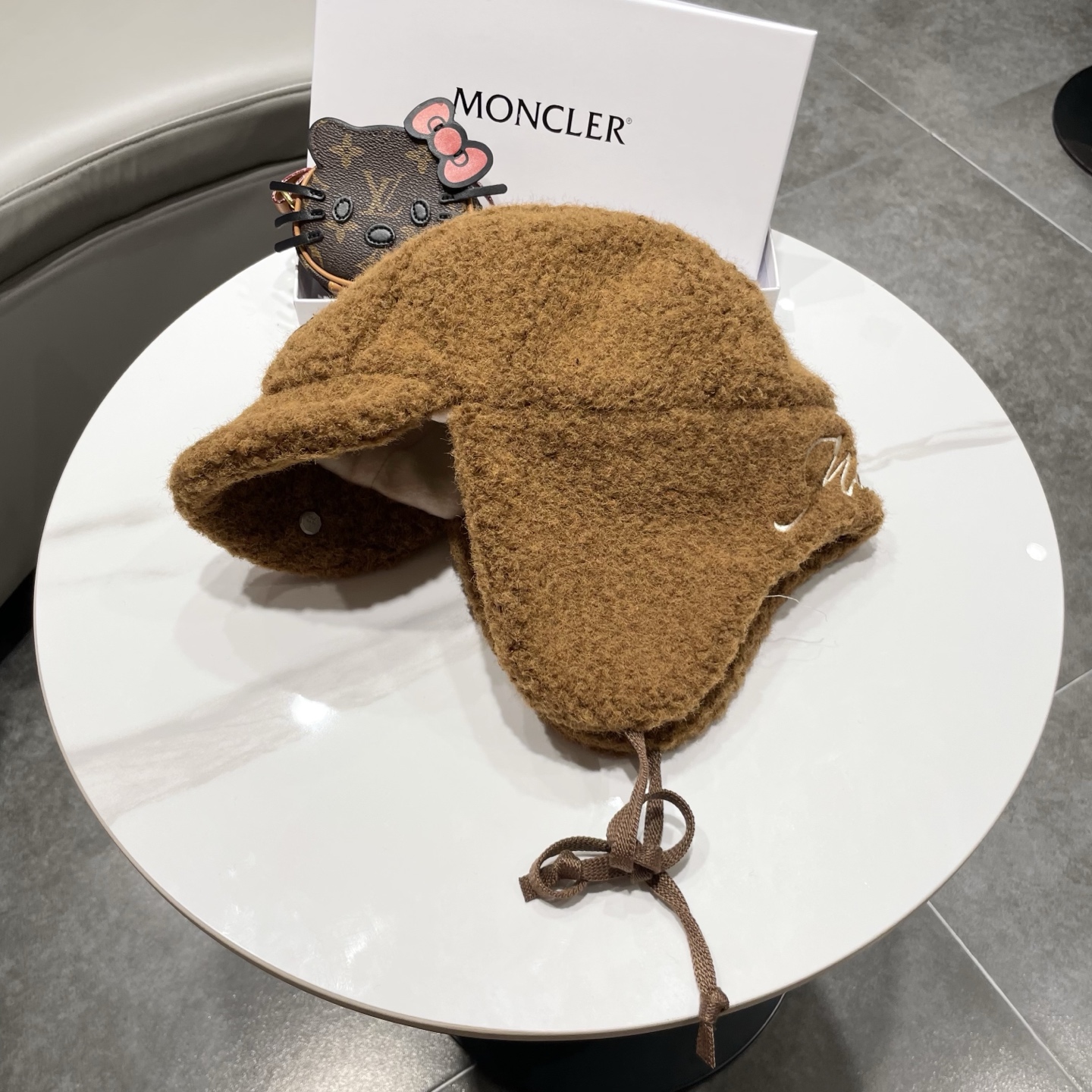 蒙口Moncler盟可睐设计师针织圈圈羊羔毛飞行帽女秋冬护耳保暖毛线雷锋帽滑雪帽