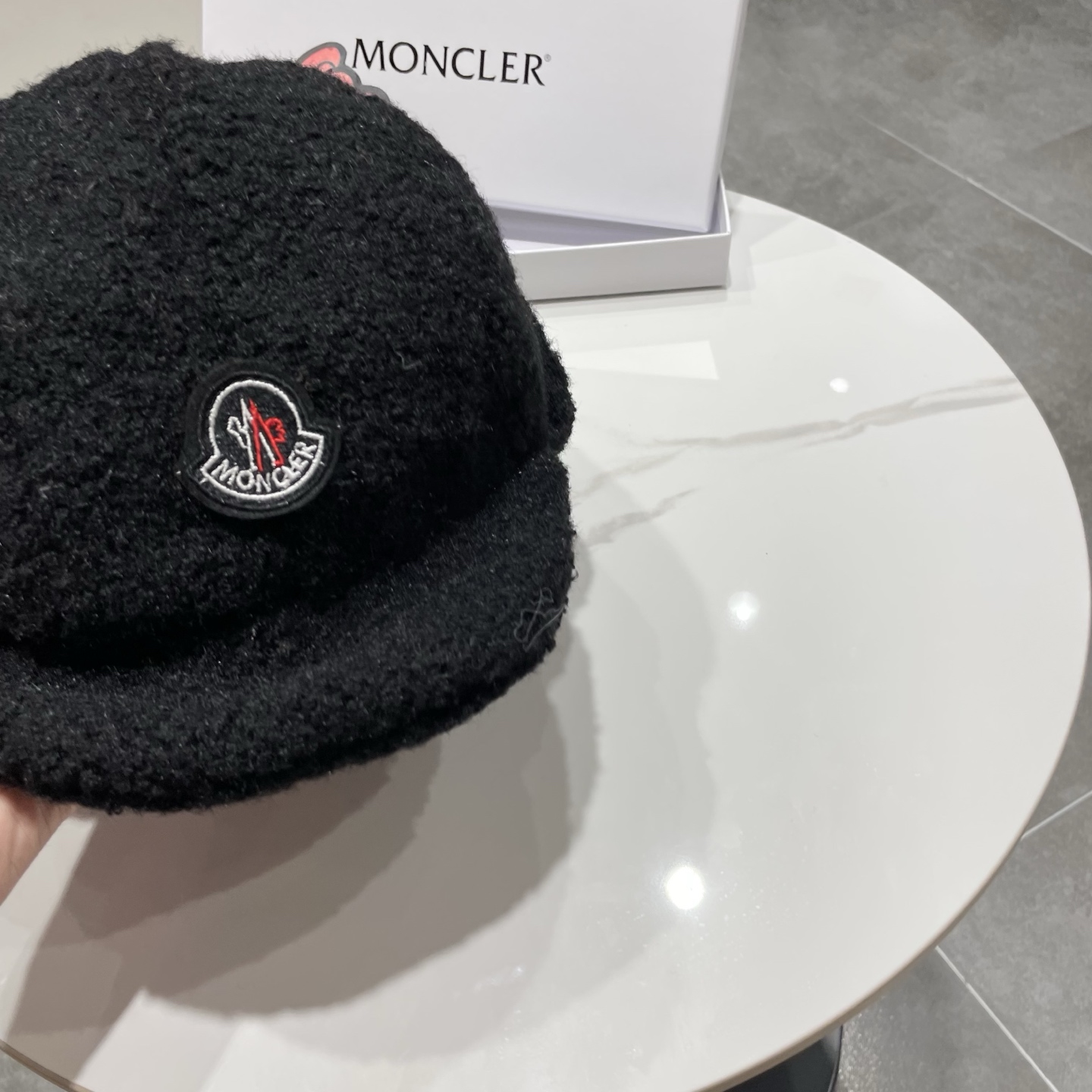 蒙口Moncler盟可睐设计师针织圈圈羊羔毛飞行帽女秋冬护耳保暖毛线雷锋帽滑雪帽