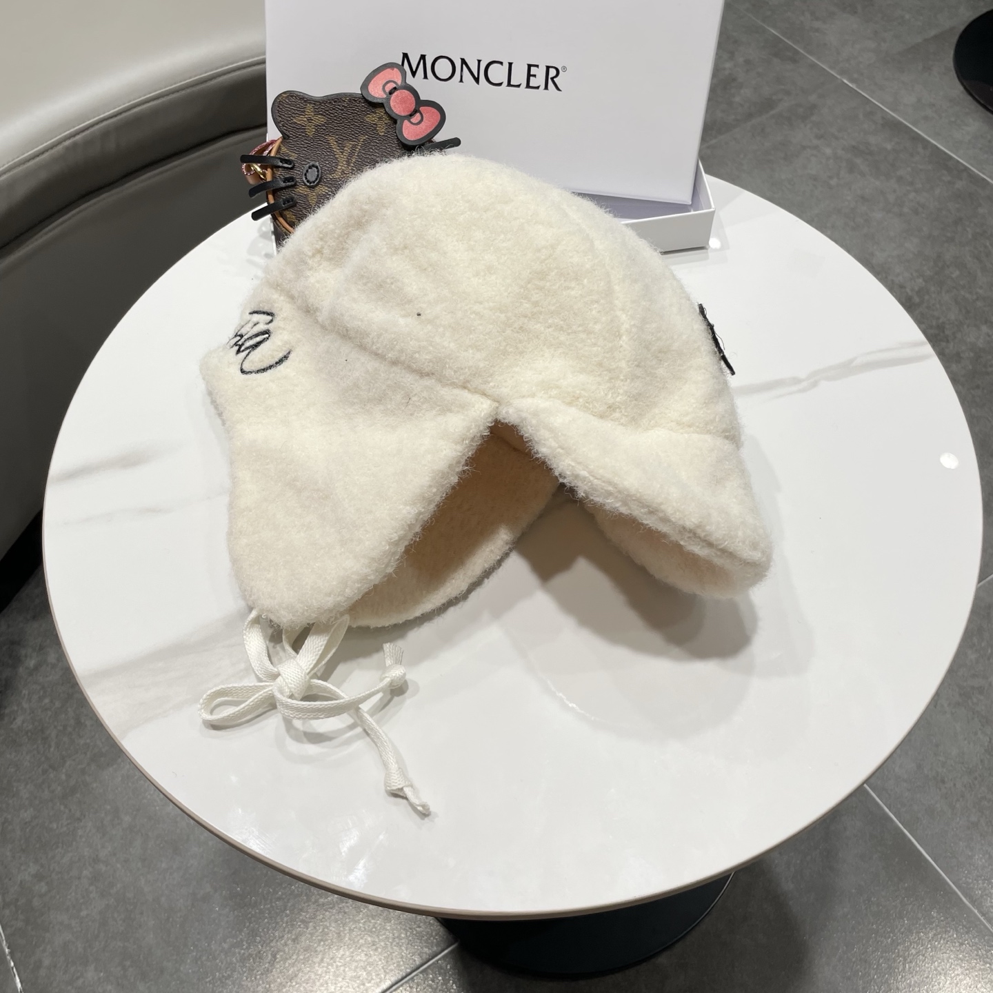 蒙口Moncler盟可睐设计师针织圈圈羊羔毛飞行帽女秋冬护耳保暖毛线雷锋帽滑雪帽