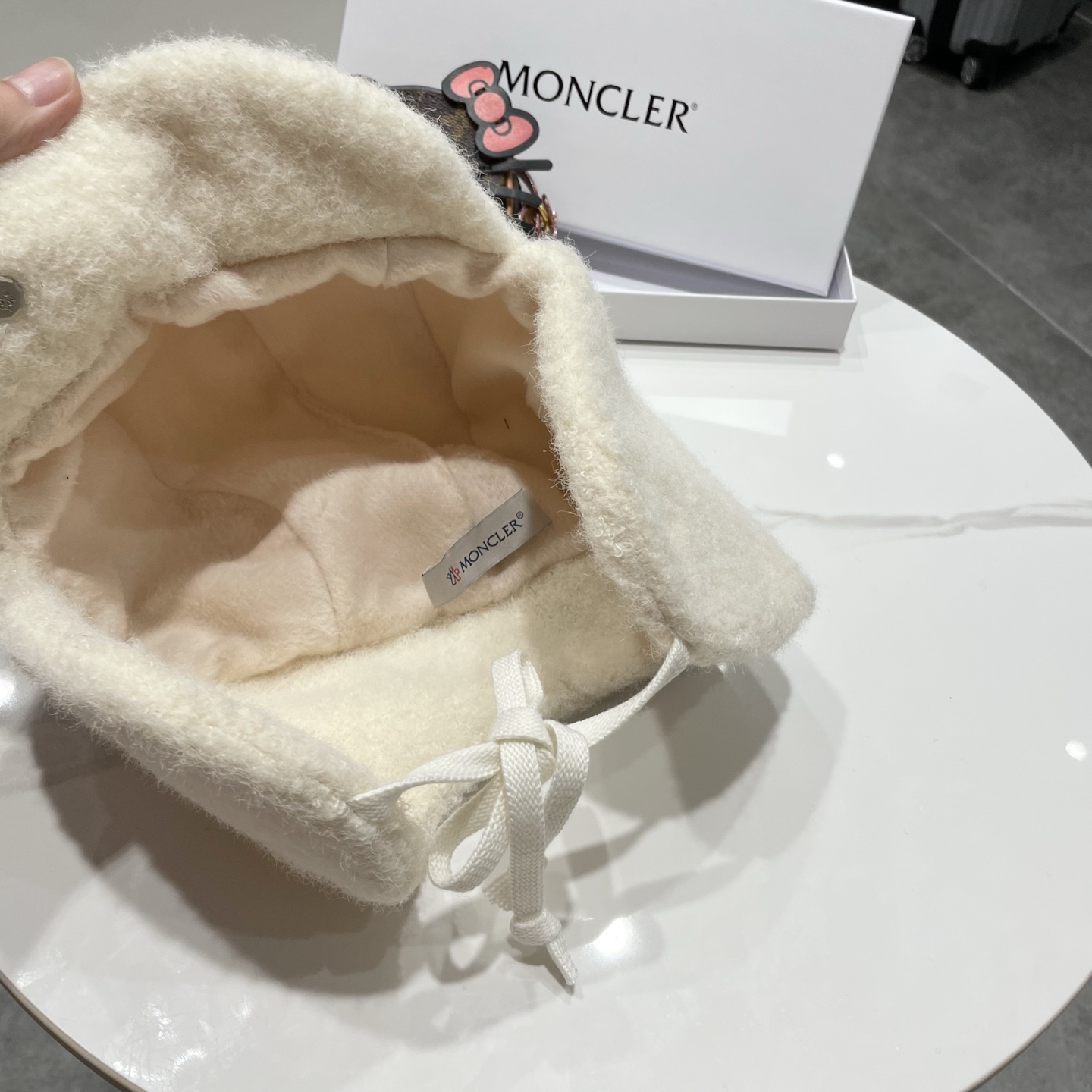 蒙口Moncler盟可睐设计师针织圈圈羊羔毛飞行帽女秋冬护耳保暖毛线雷锋帽滑雪帽