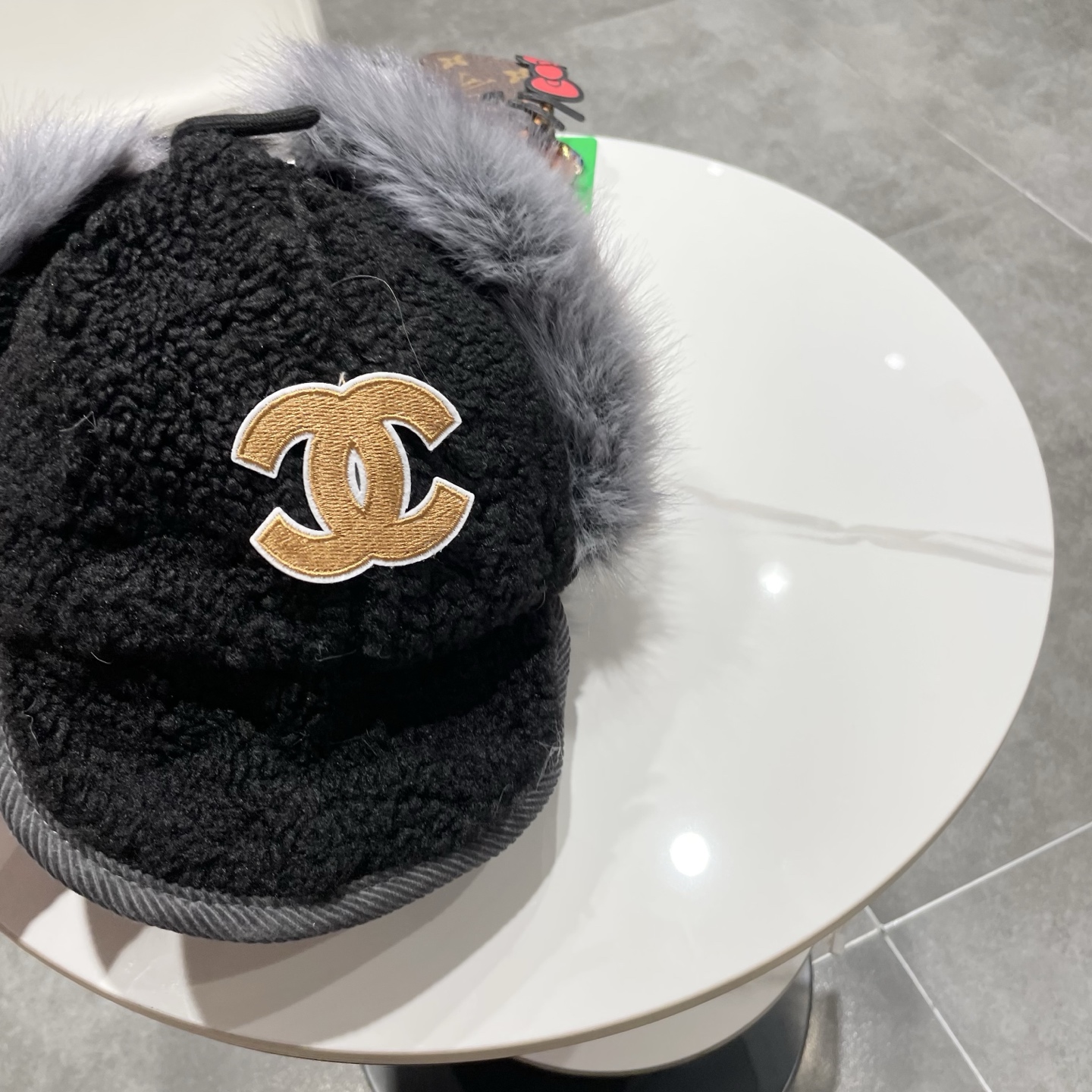 chanel香奈儿小众复古羊羔毛绒飞行帽子女冬季保暖护耳防寒护耳滑雪雷锋帽