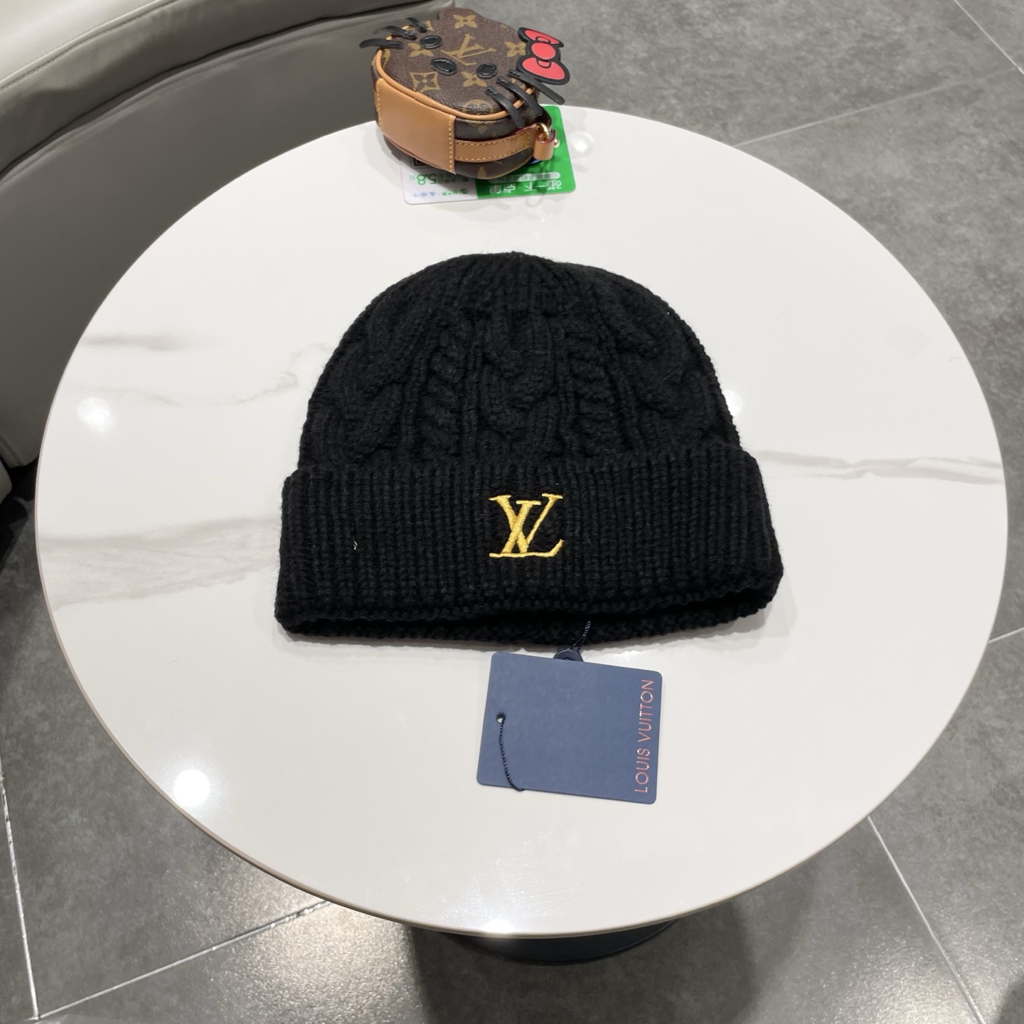 NO:579960,lv Louis Vuitton autumn and winter European and American style cashmere woolen hat double-sided cold hat diamond checkered knitted hat light luxury warm high-end lady style hat fisherman hat baseball cap knitted hat, hat, louis vuitton, louis vuitton, espadrilles, hats19860909lv路易威登秋冬欧美风羊绒毛线帽双面冷帽菱形格针织帽轻奢保暖高级感名媛范帽子渔夫帽棒球帽针织帽,帽子,louis vuitton,louis vuitton,espadrilles,hats,hat