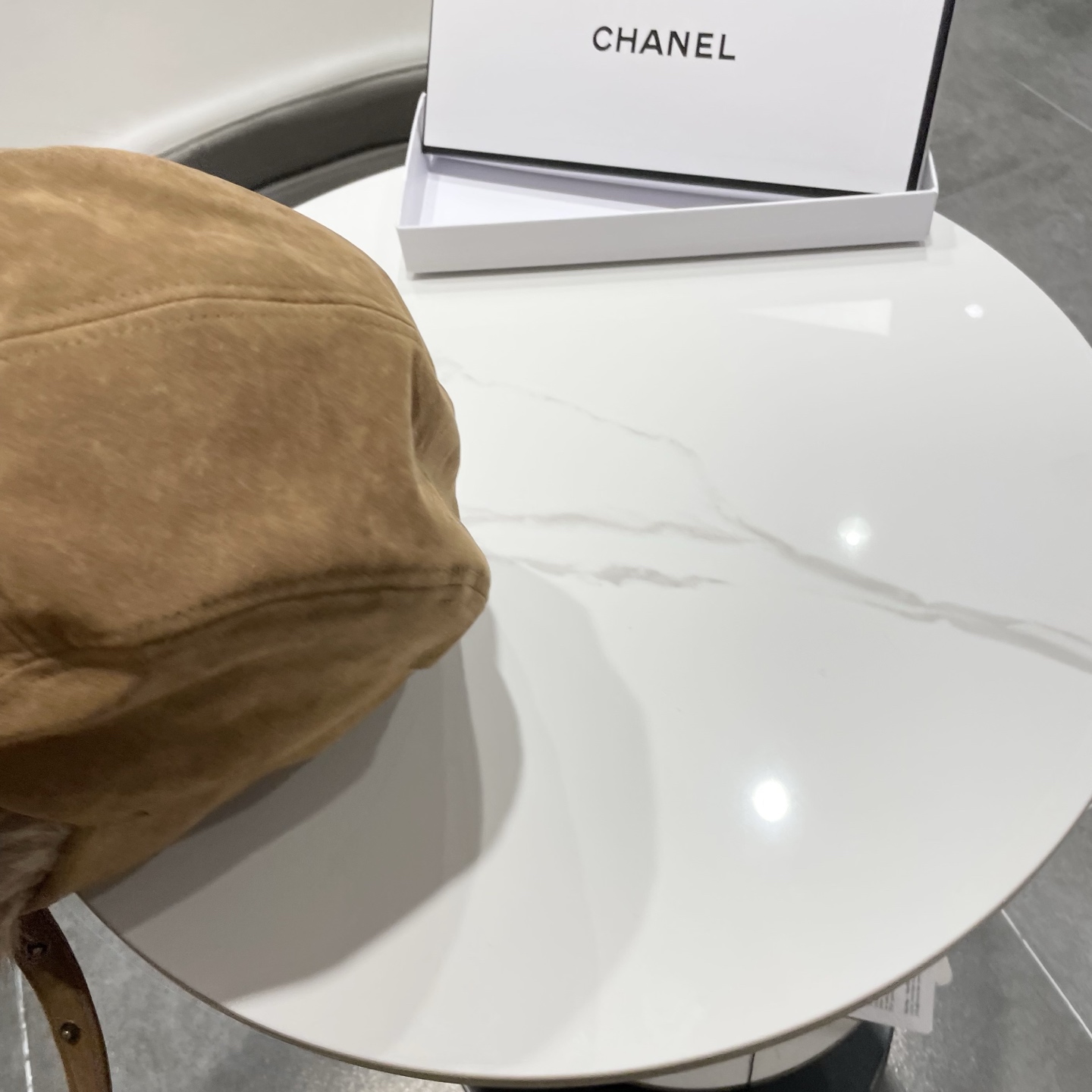 chanel香奈儿复古新疆雪乡麂皮毛绒雷锋帽女秋冬川西旅游保暖防寒护耳帽子男潮