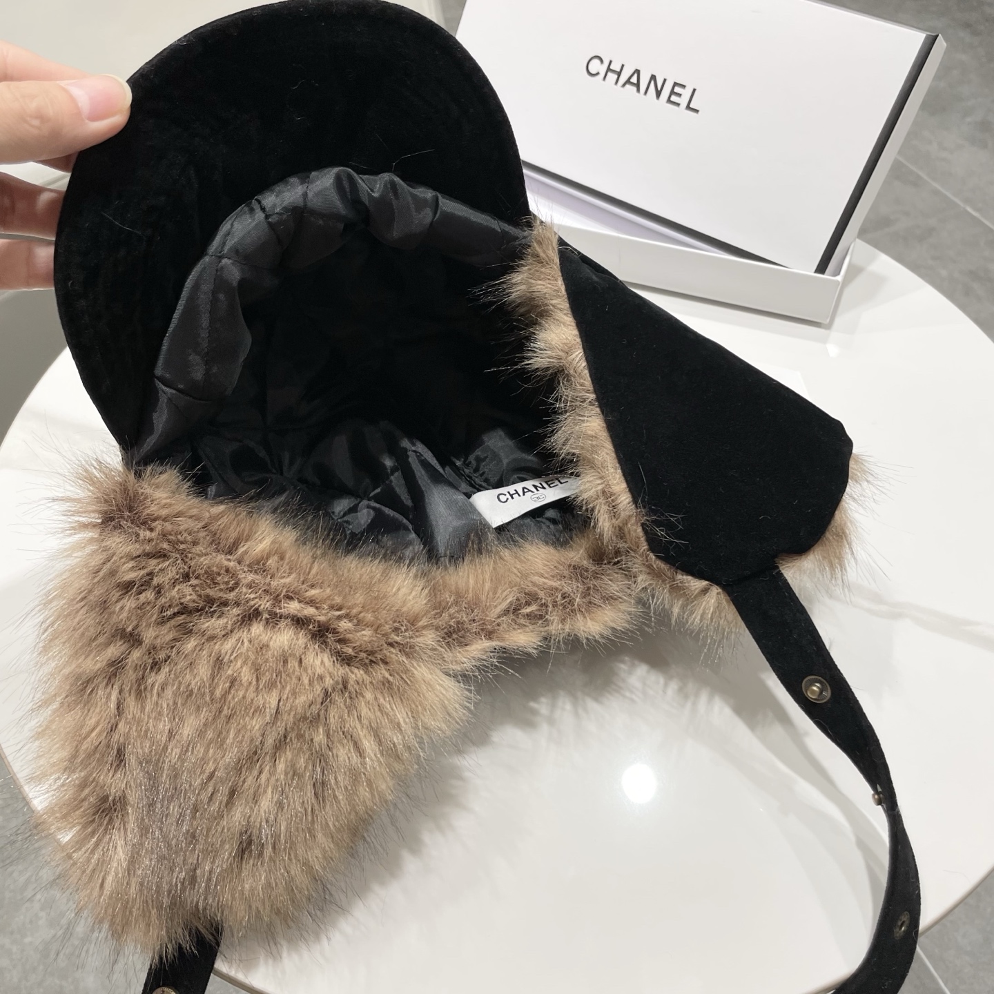 chanel香奈儿复古新疆雪乡麂皮毛绒雷锋帽女秋冬川西旅游保暖防寒护耳帽子男潮