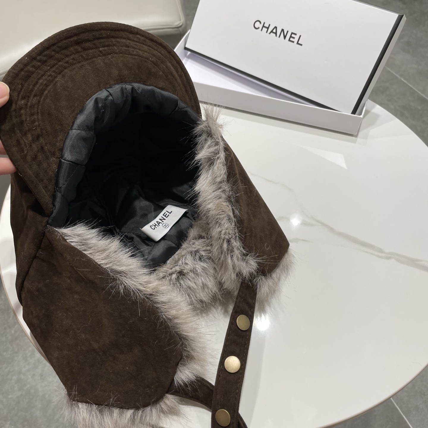 chanel香奈儿复古新疆雪乡麂皮毛绒雷锋帽女秋冬川西旅游保暖防寒护耳帽子男潮