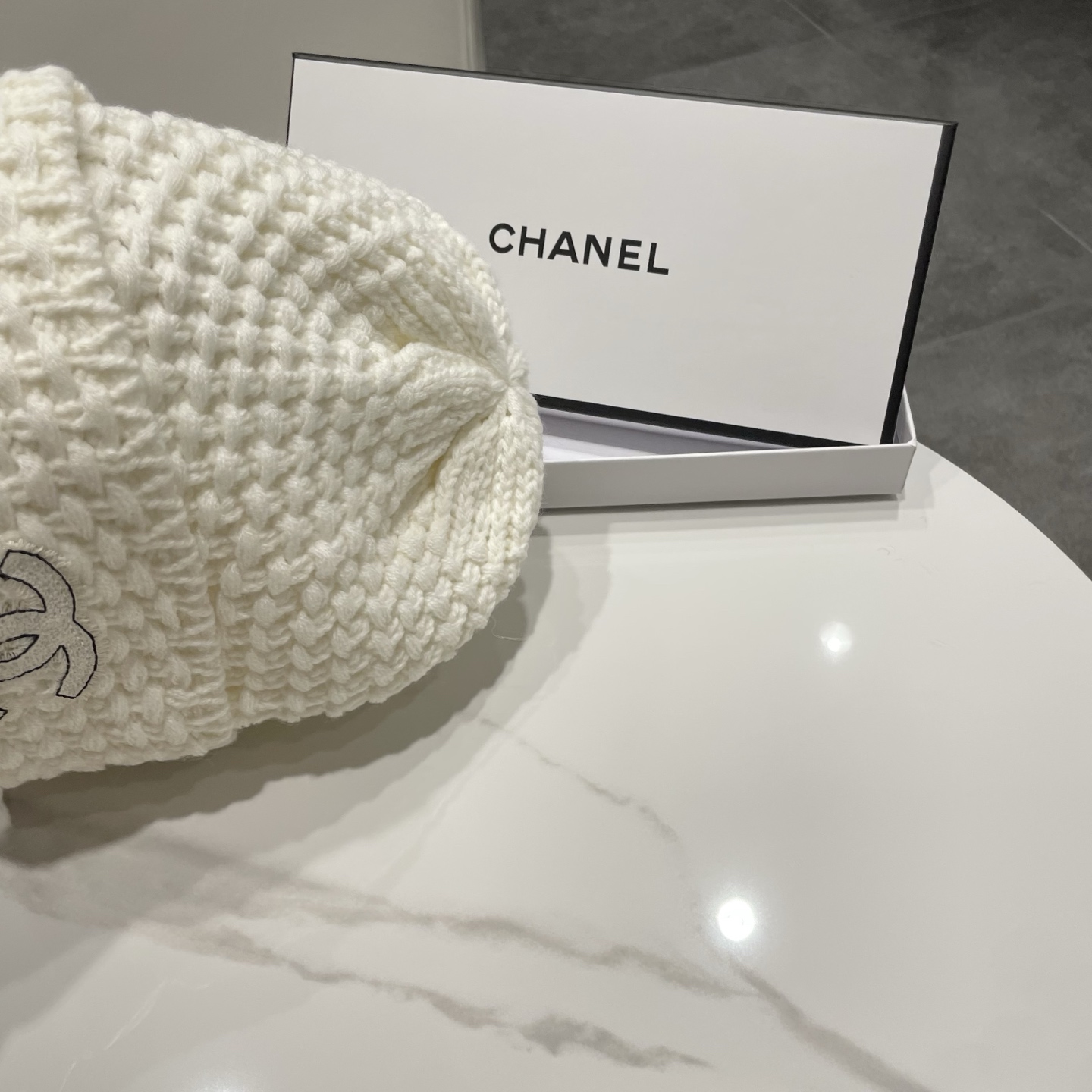 【CHANEL香奈儿】2025秋冬新款羊绒针织毛线帽，小香系列，轻奢感满满