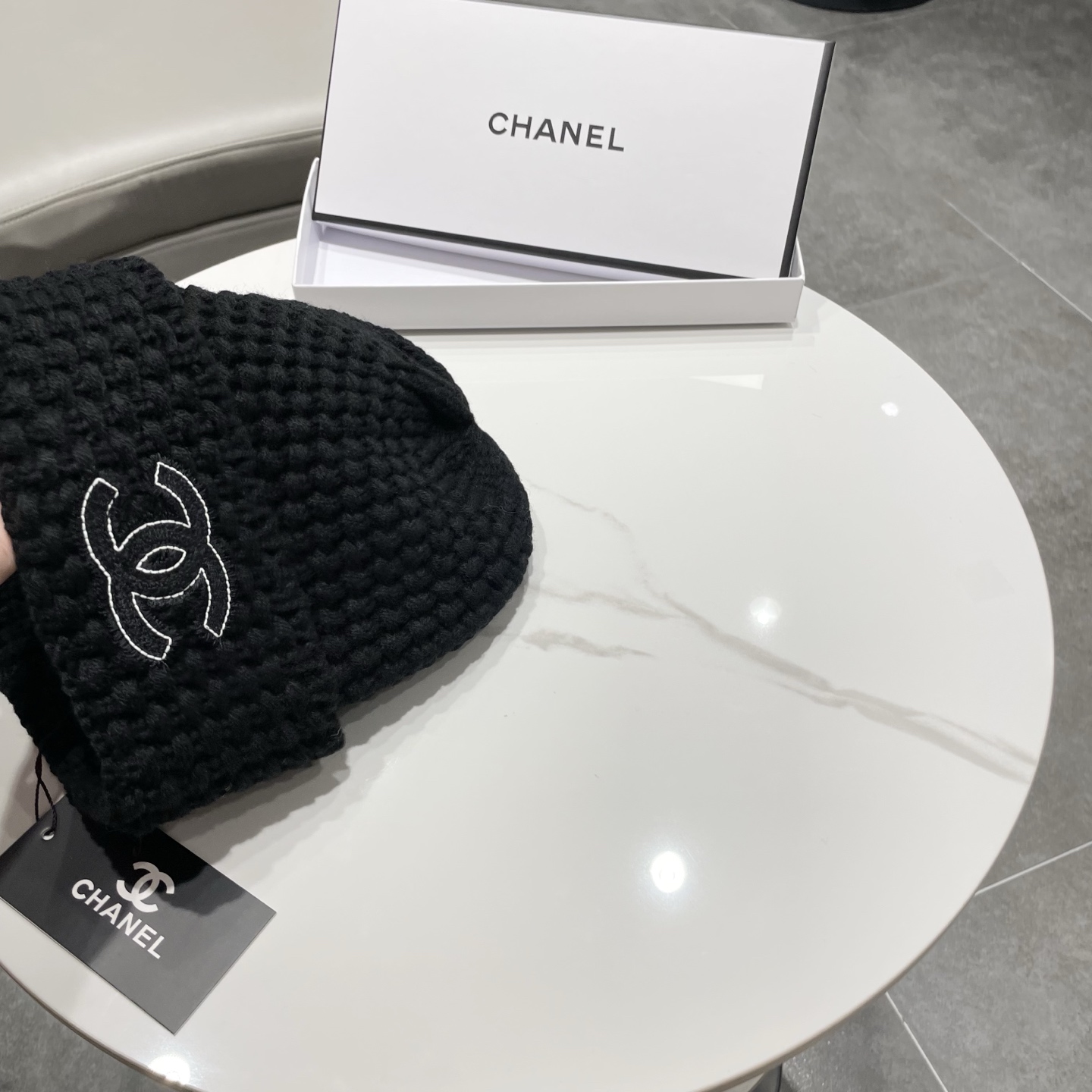 【CHANEL香奈儿】2025秋冬新款羊绒针织毛线帽，小香系列，轻奢感满满