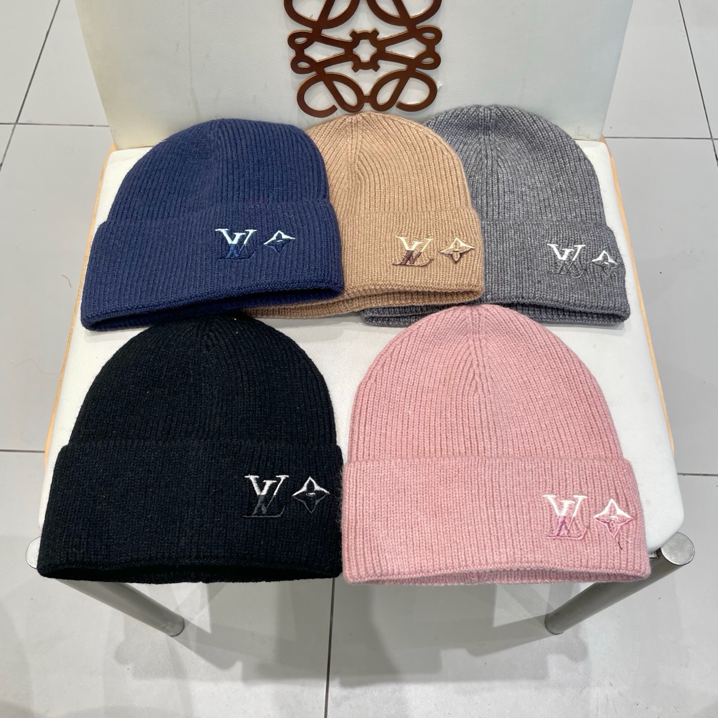 Lv路易威登专柜货，针织毛线帽，男女同款 正品开模