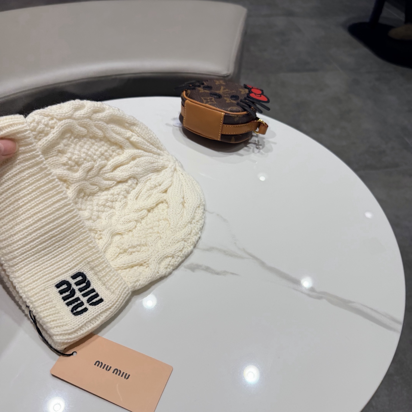 miumiu缪缪新款针织毛线帽