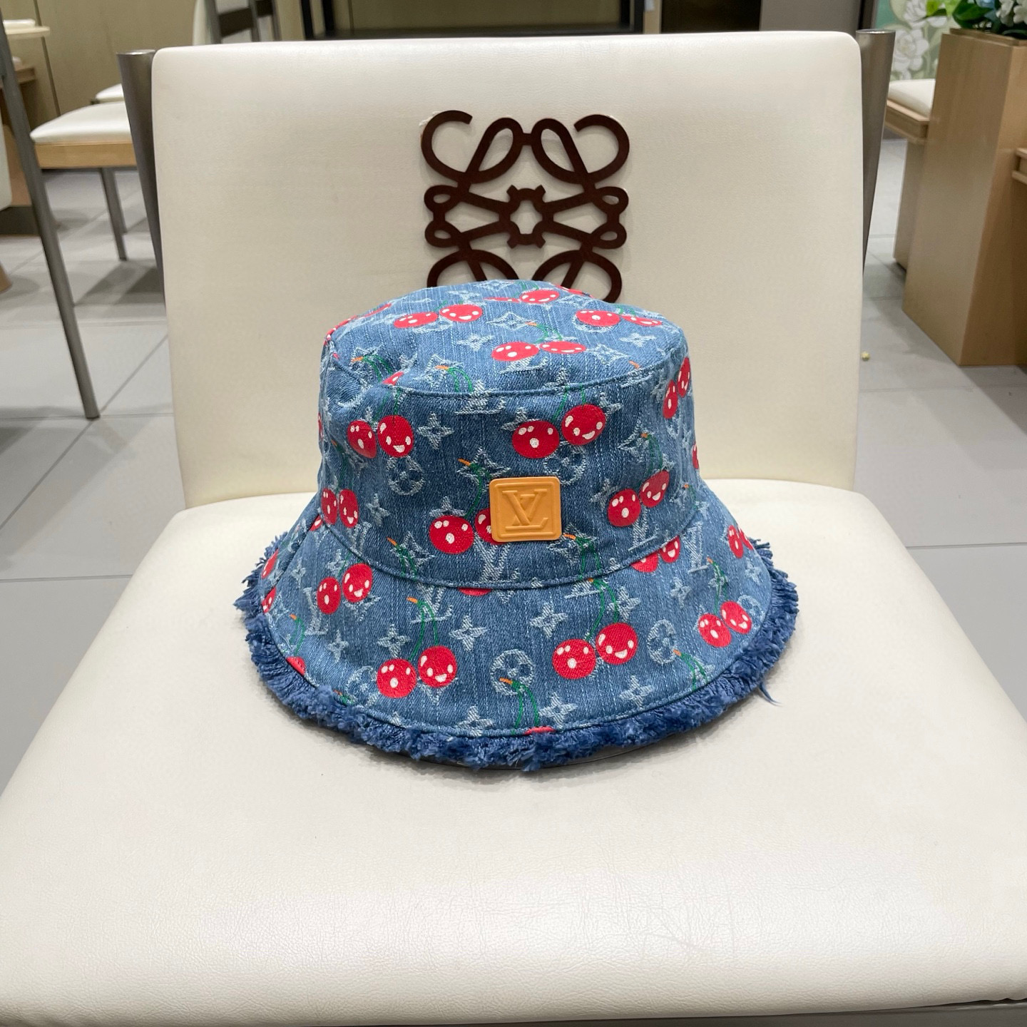 LV路易威登牛仔渔夫帽，头围57cm